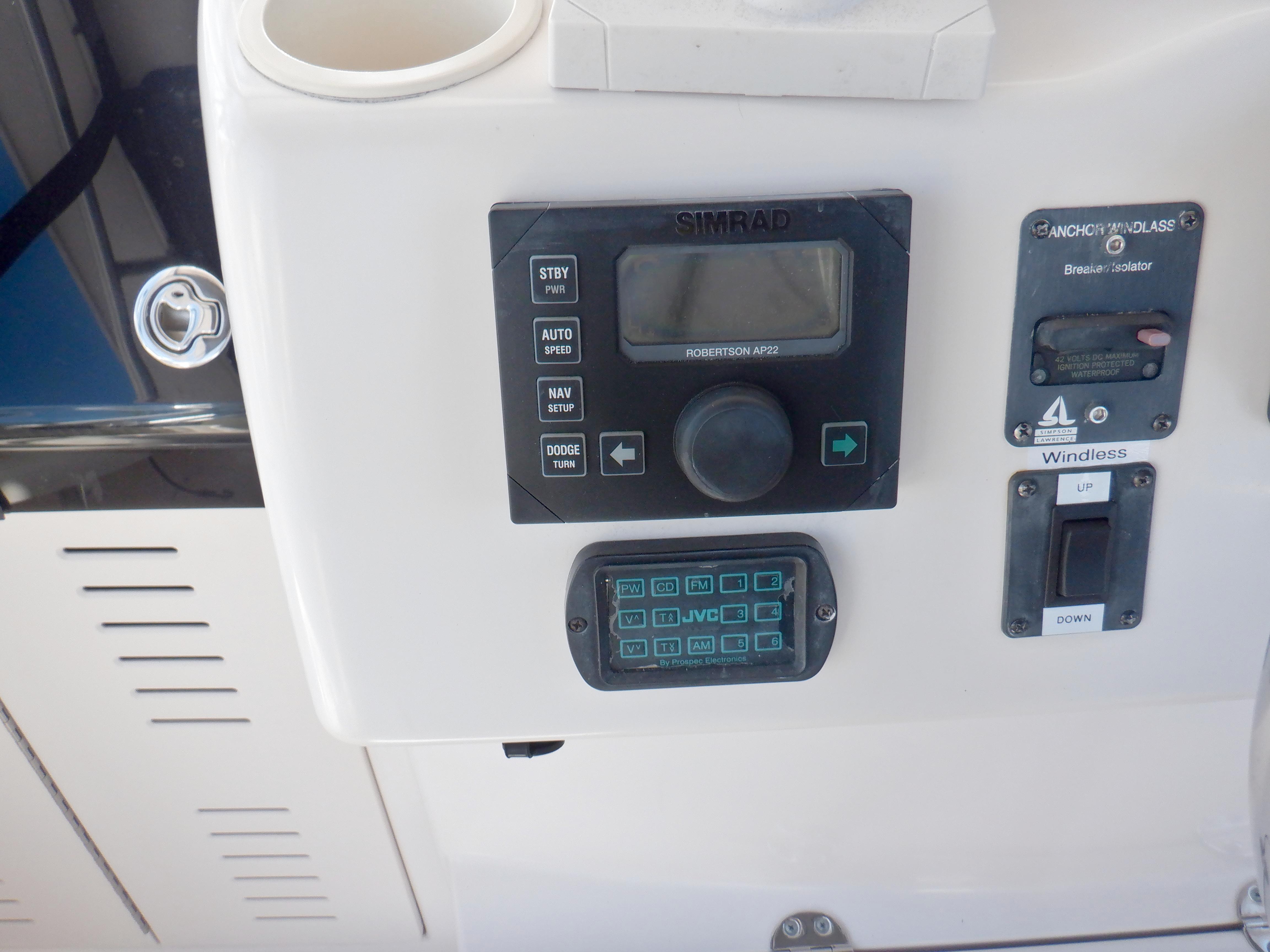 2001-grady-white-express-330-power-9680232-20250312070745495-1_XLARGE