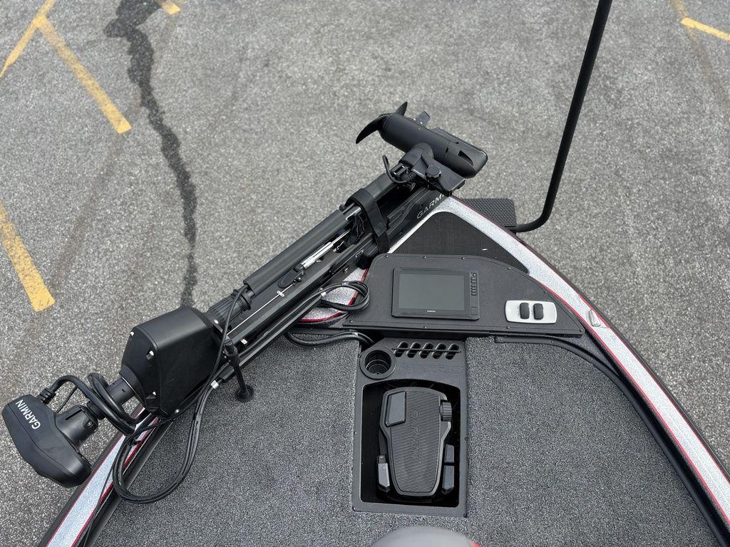 2025 Nitro Z19 Pro boat deck with trolling motor and control panel.
