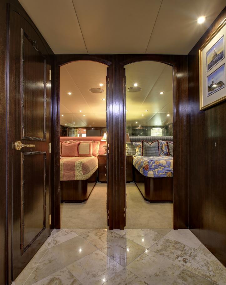 Sunday Money Yacht Photos Pics Port and STB MidShip Staterooms 1
