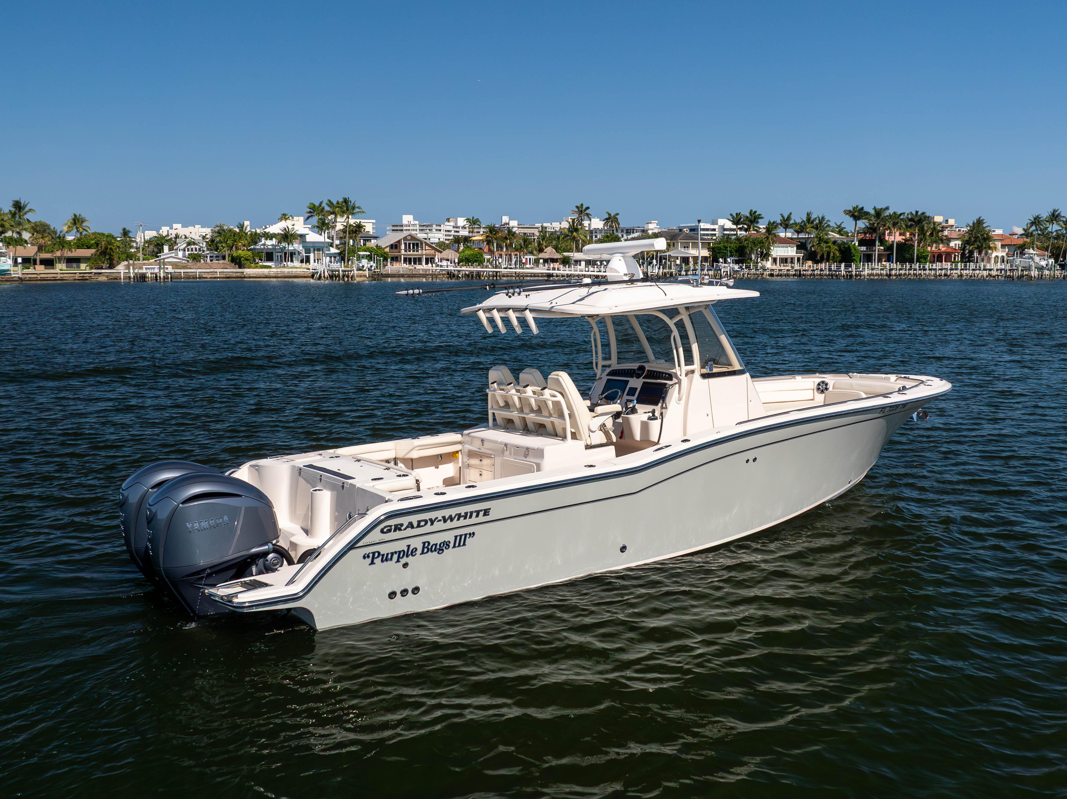 2023-grady-white-canyon-326-power-9800244-20250519144316325-1_XLARGE