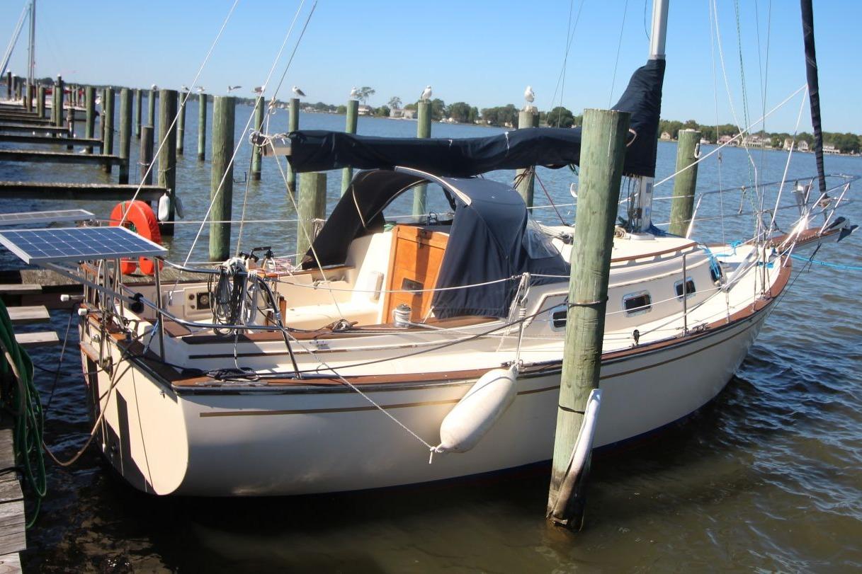 M 10460 CF Knot 10 Yacht Sales M 10460 CF Knot 10 Yacht Sales