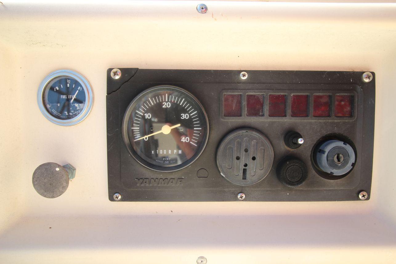 M 10460 CF Knot 10 Yacht Sales M 10460 CF Knot 10 Yacht Sales