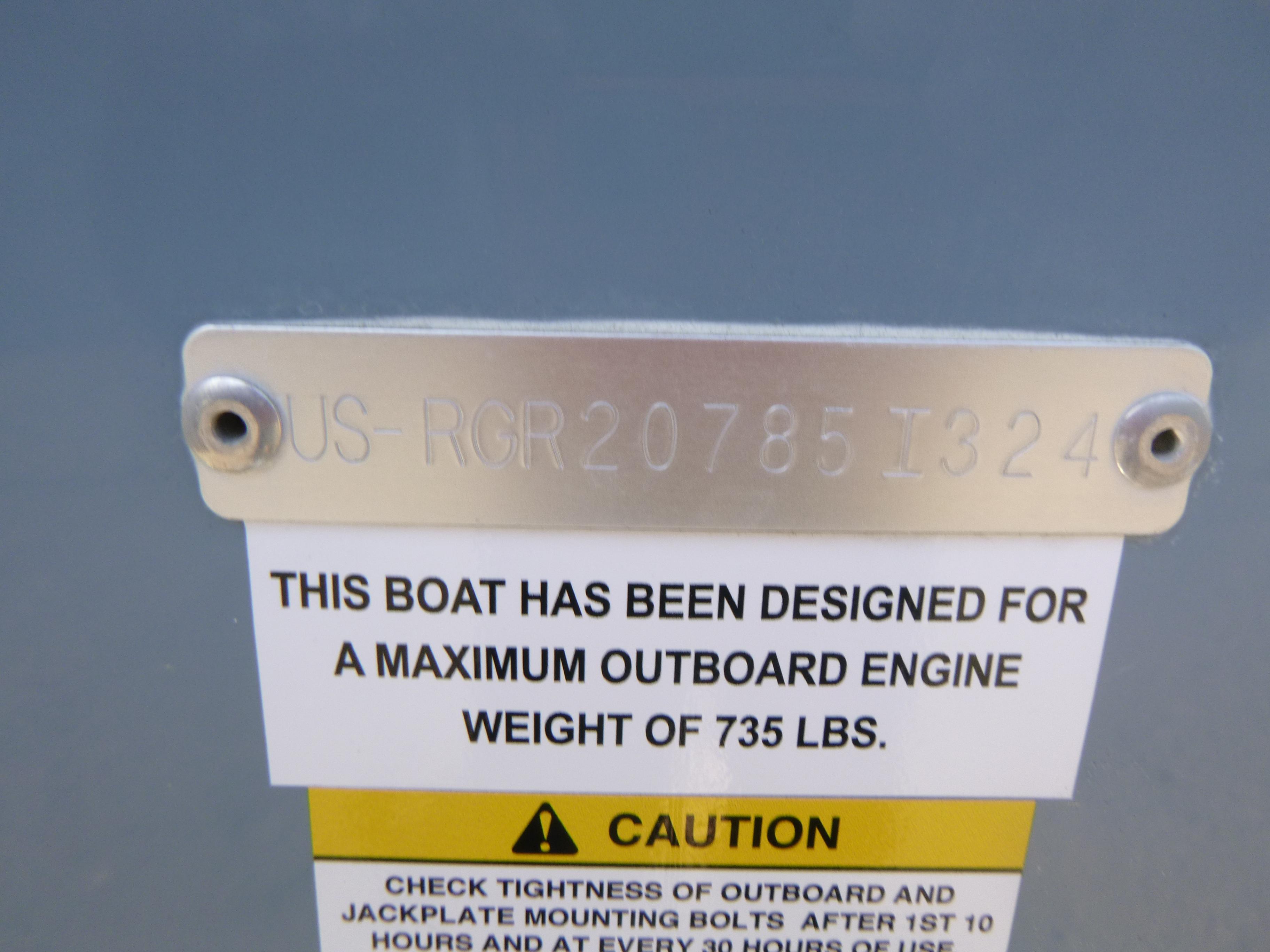 2024 Ranger 2360 Bay Ranger boat engine weight limit warning label.