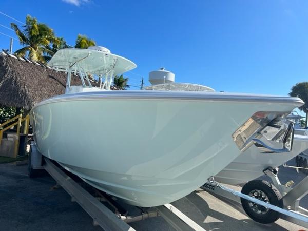 35' Contender, Listing Number 100893565, - Photo No. 5