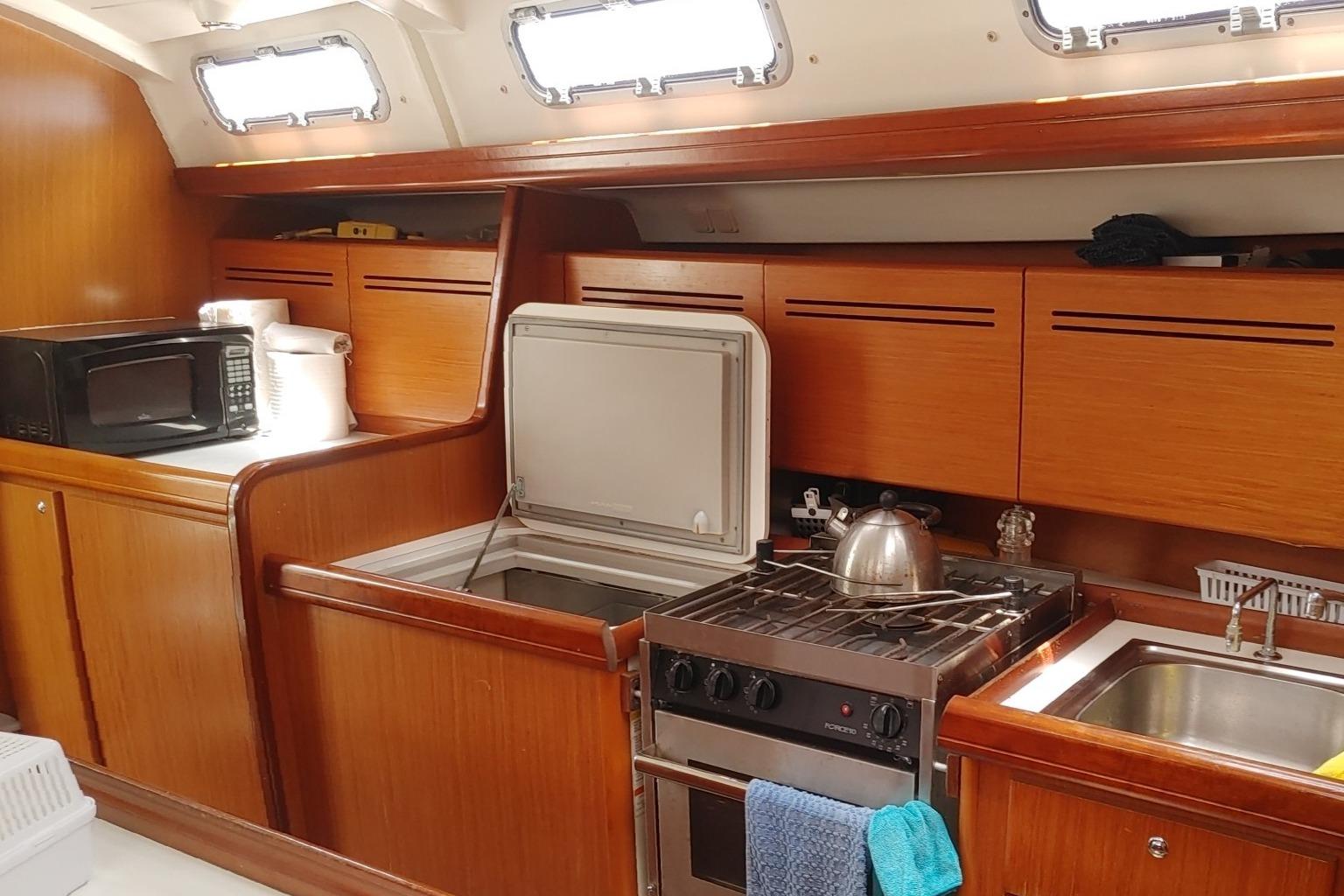 Yacht Photos Pics