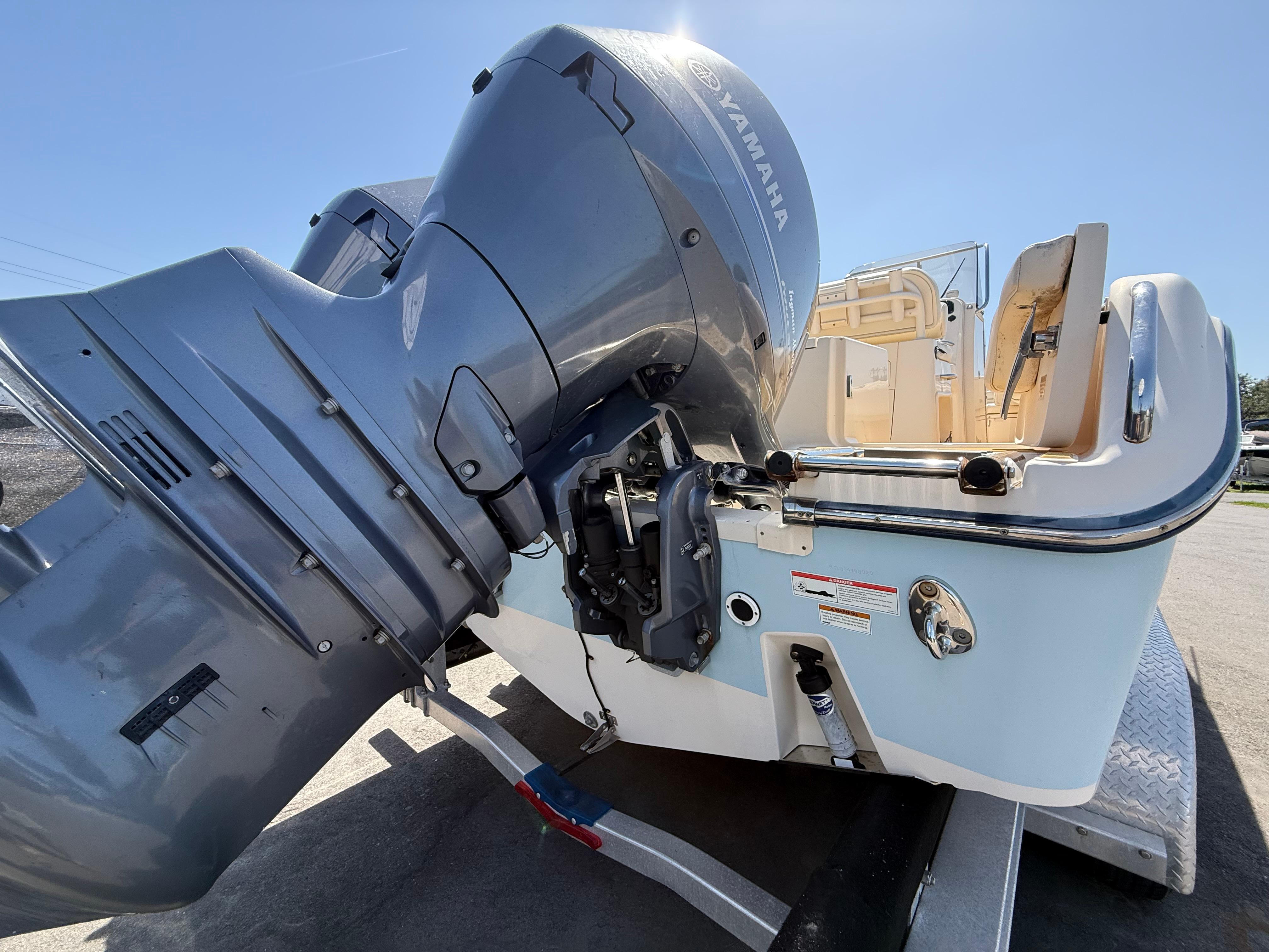 2020-grady-white-fisherman-257-power-9770253-20250515081902127-1_XLARGE