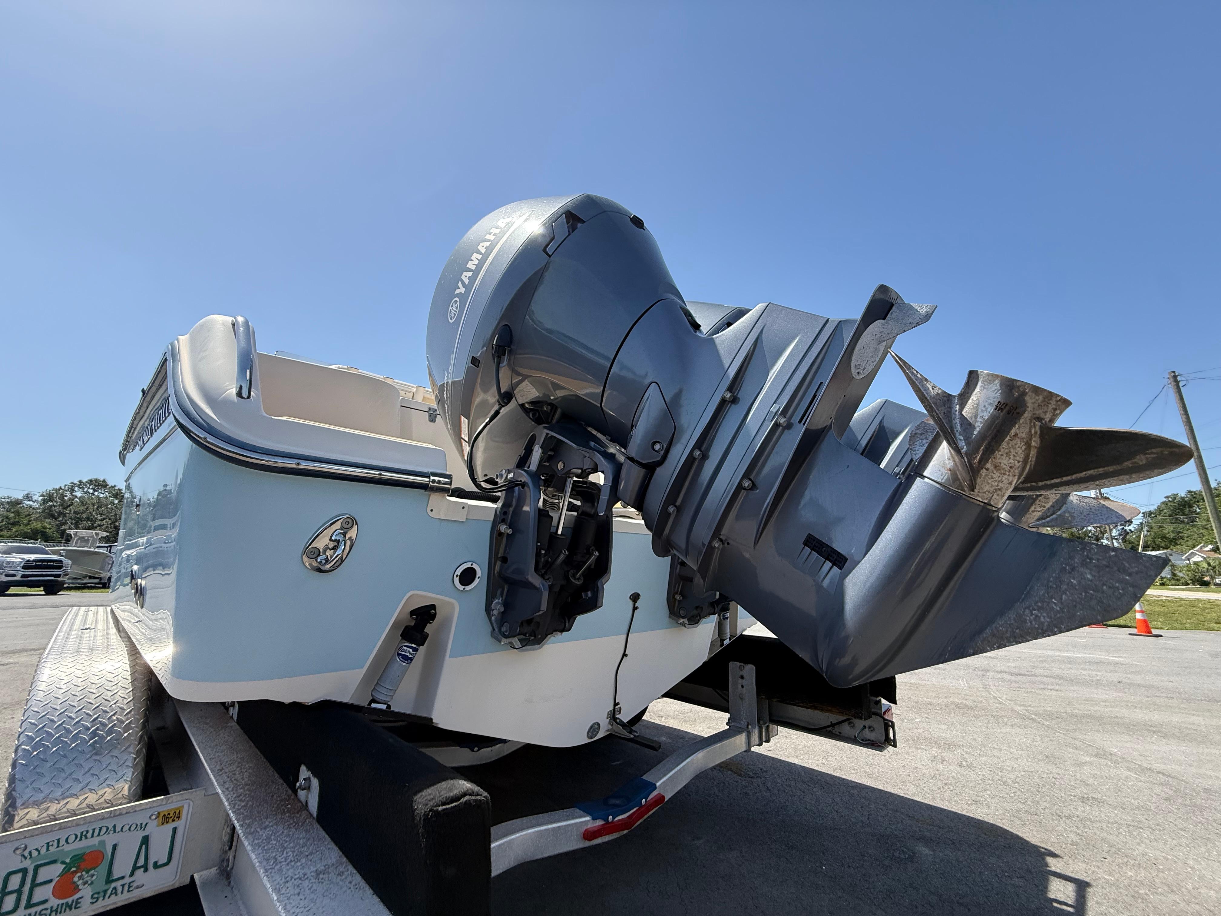 2020-grady-white-fisherman-257-power-9770253-20250515081913966-1_XLARGE