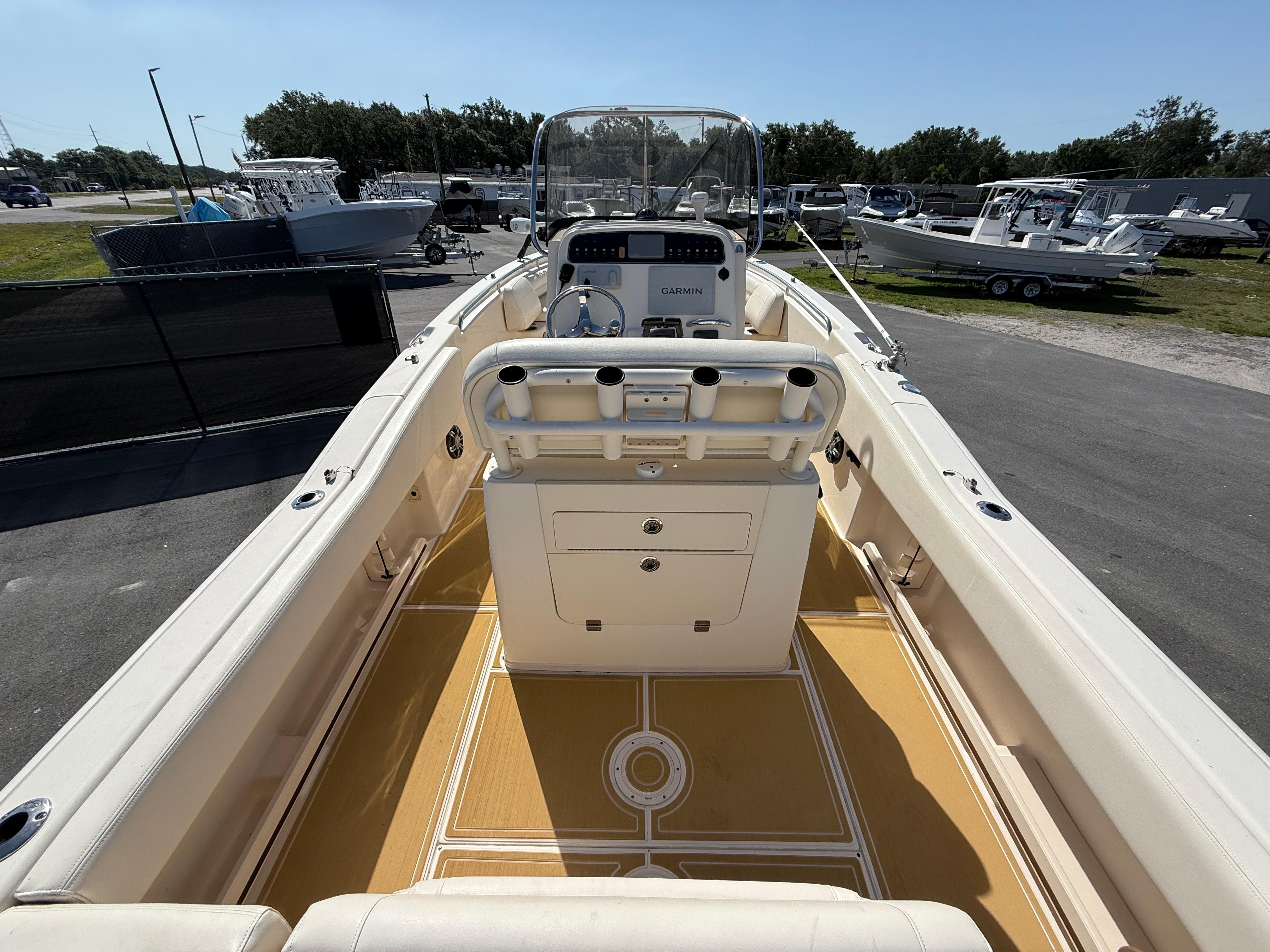 2020-grady-white-fisherman-257-power-9770253-20250515081929230-1_XLARGE