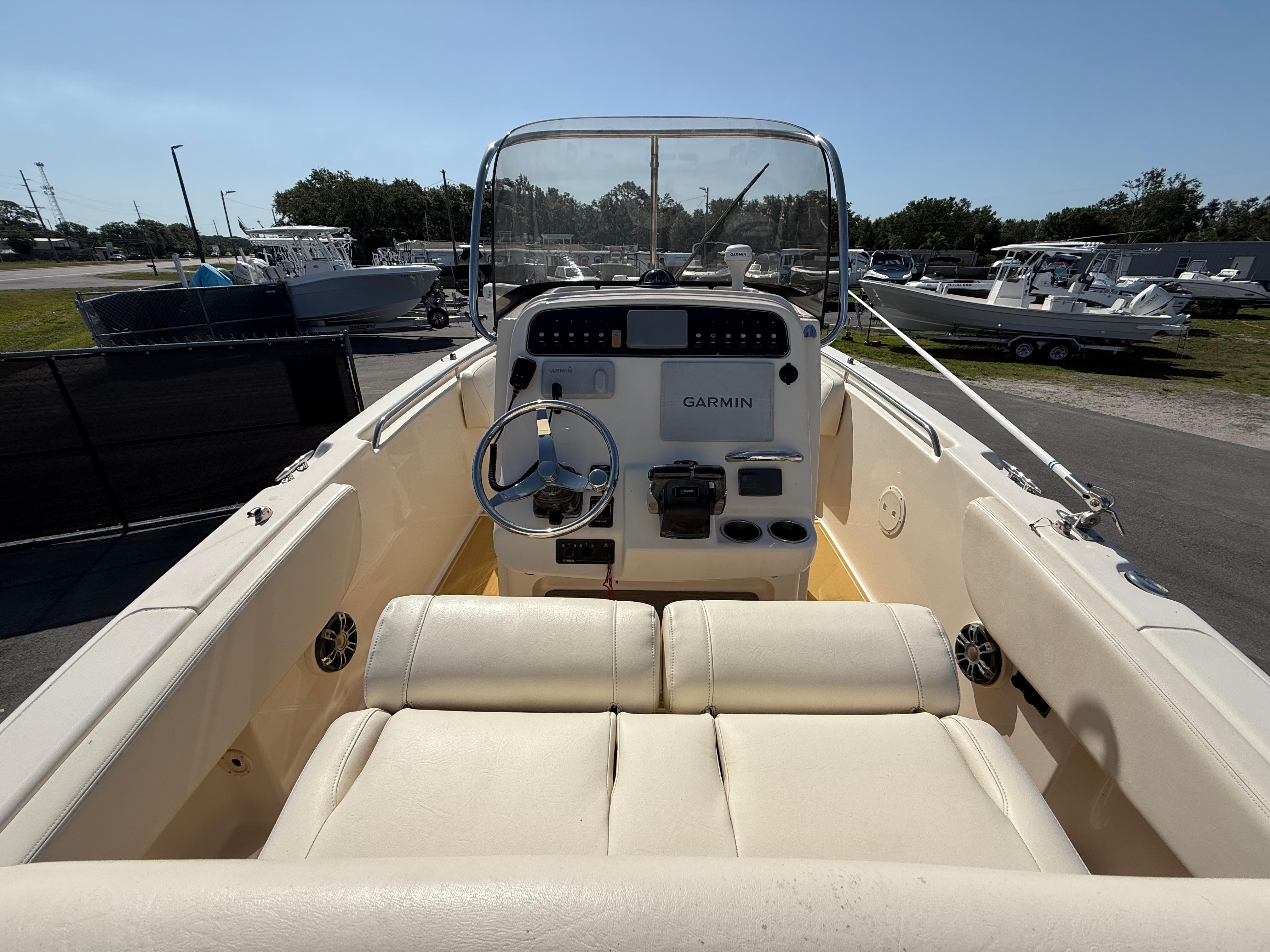 2020-grady-white-fisherman-257-power-9770253-20250515082007103-1_XLARGE