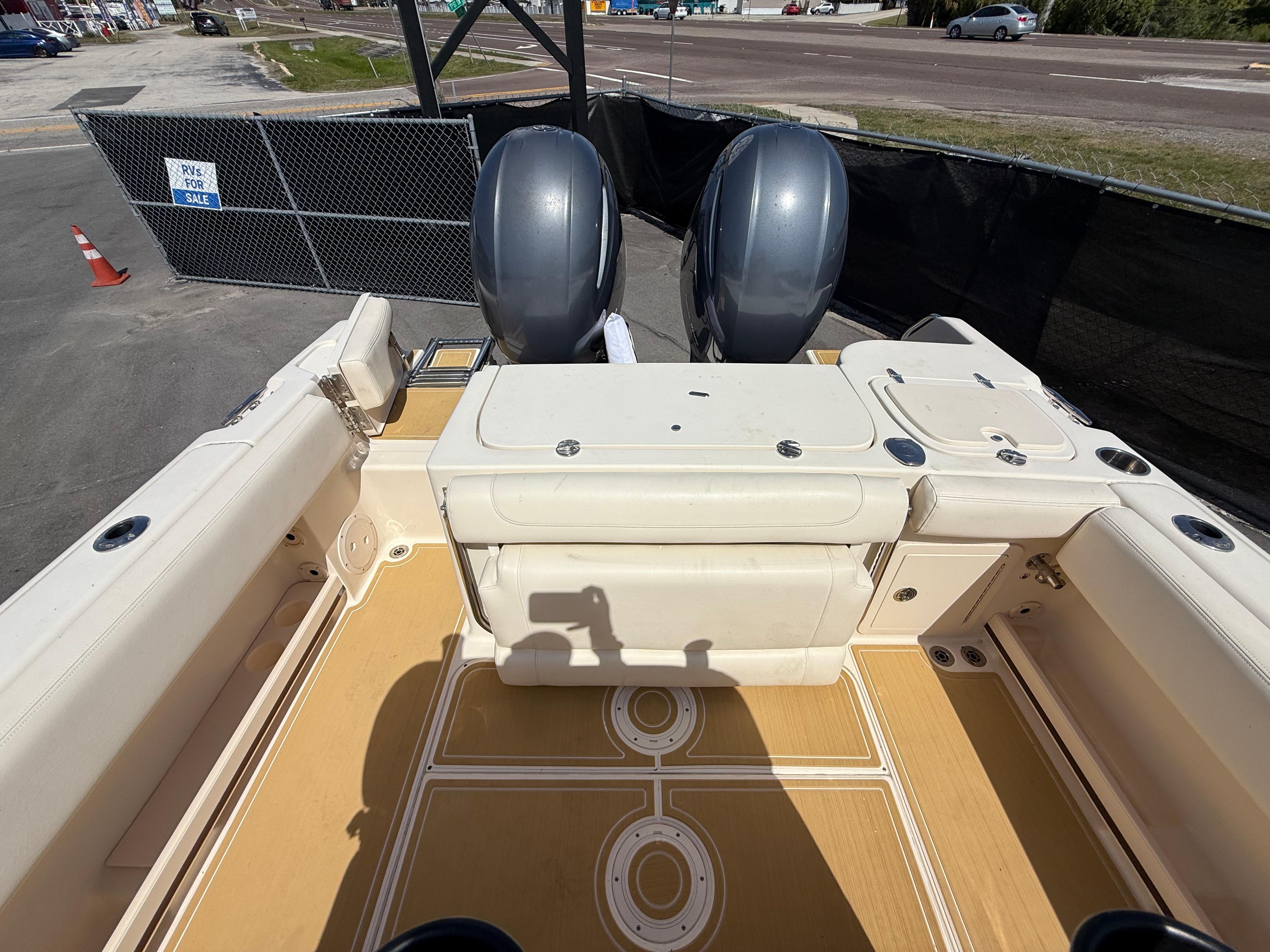 2020-grady-white-fisherman-257-power-9770253-20250515082218319-1_XLARGE