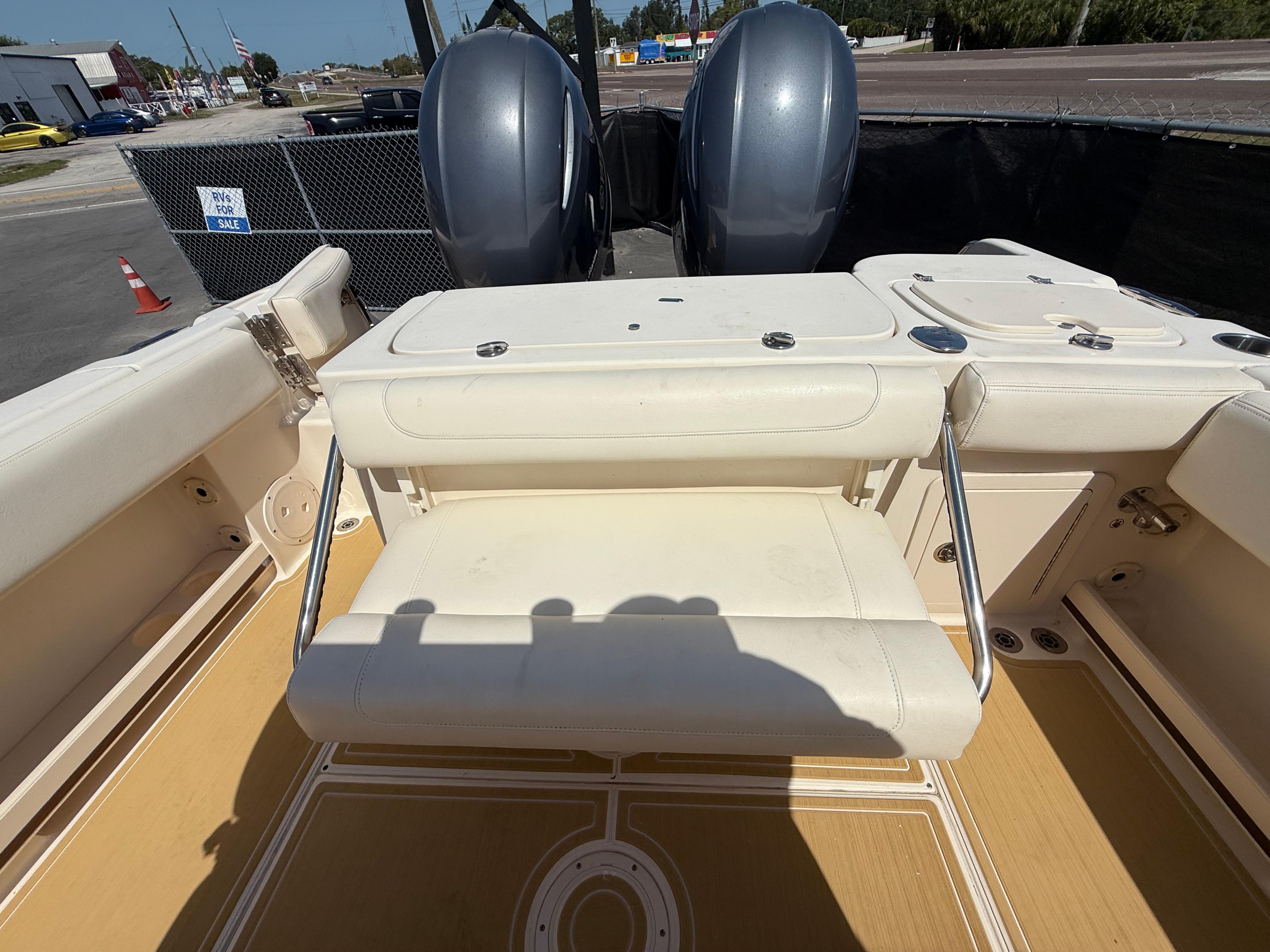 2020-grady-white-fisherman-257-power-9770253-20250515082226185-1_XLARGE