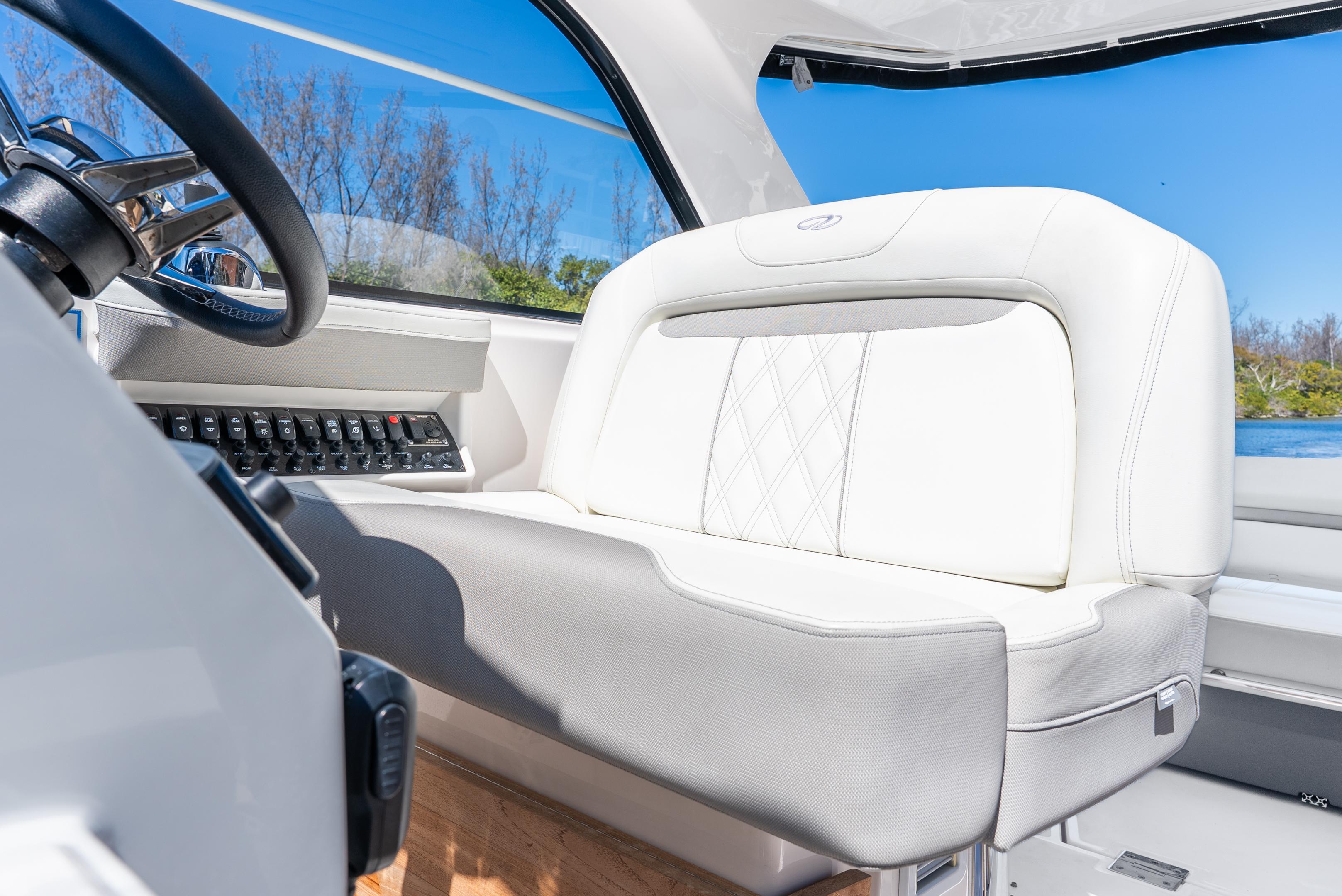 2020-regal-35-sport-coupe-power-9700254-20250228220812304-1_XLARGE