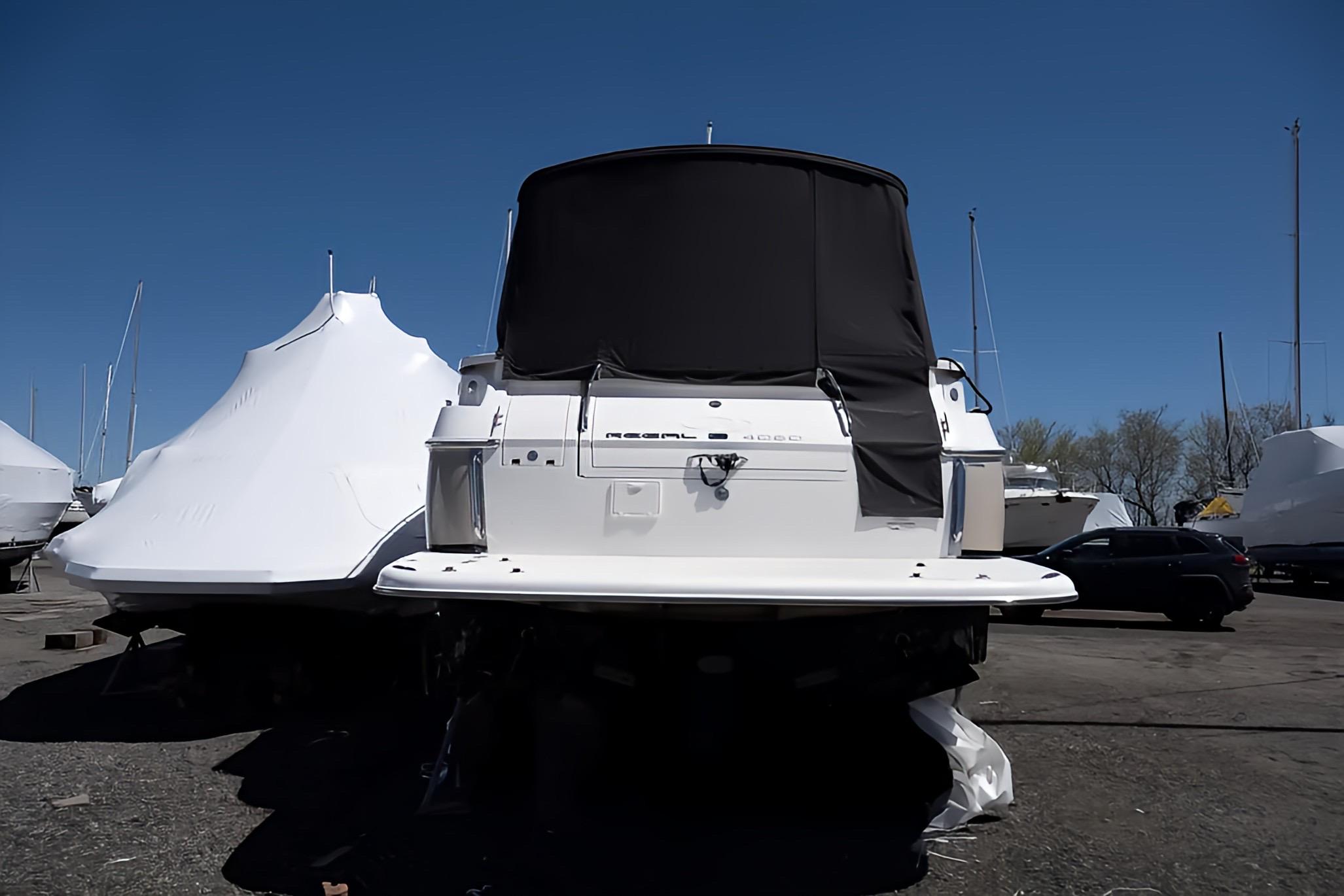 2009-regal-4060-commodore-sport-yacht-power-9850256-20250624073002276-1
