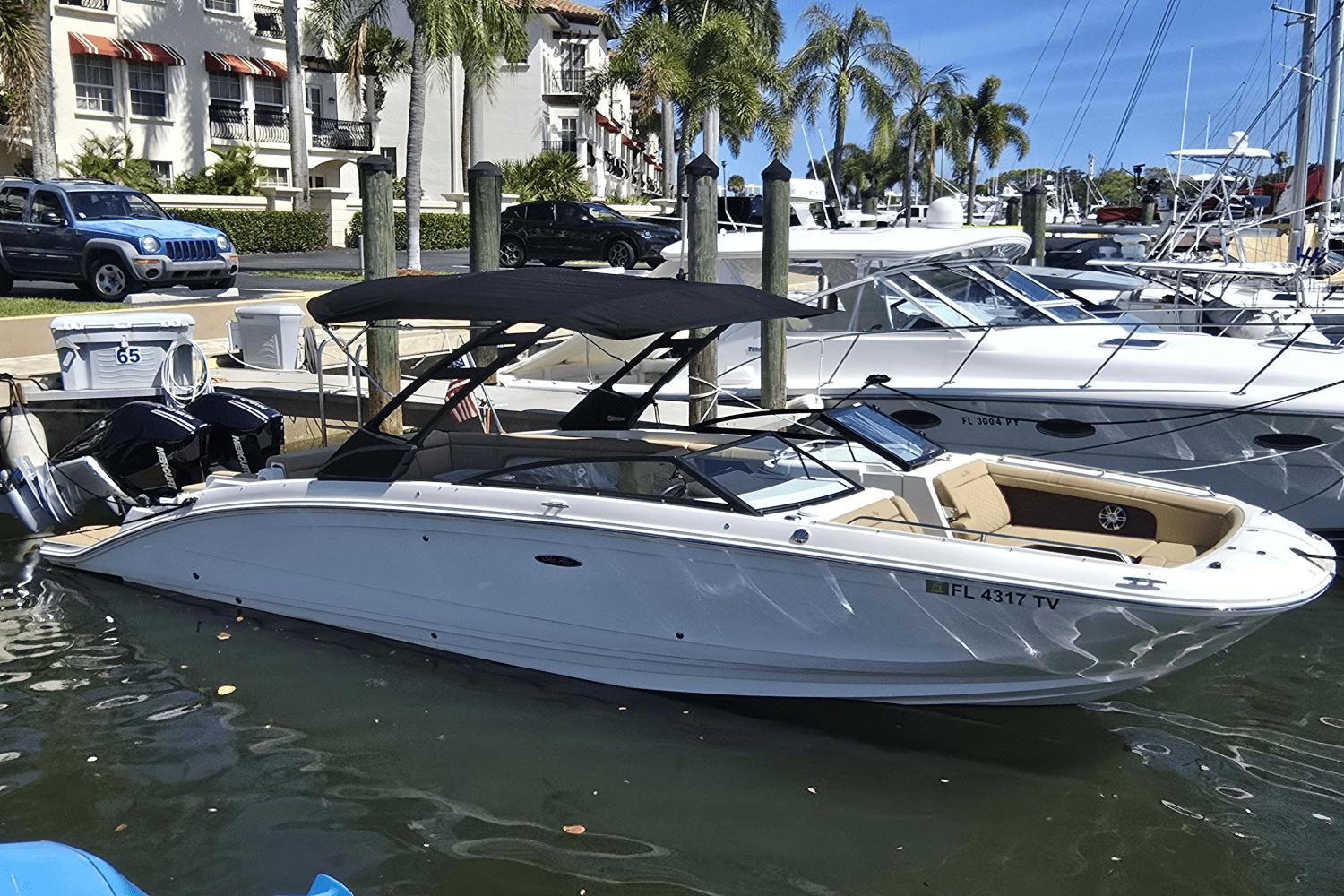 39 ft Sea Ray 2010