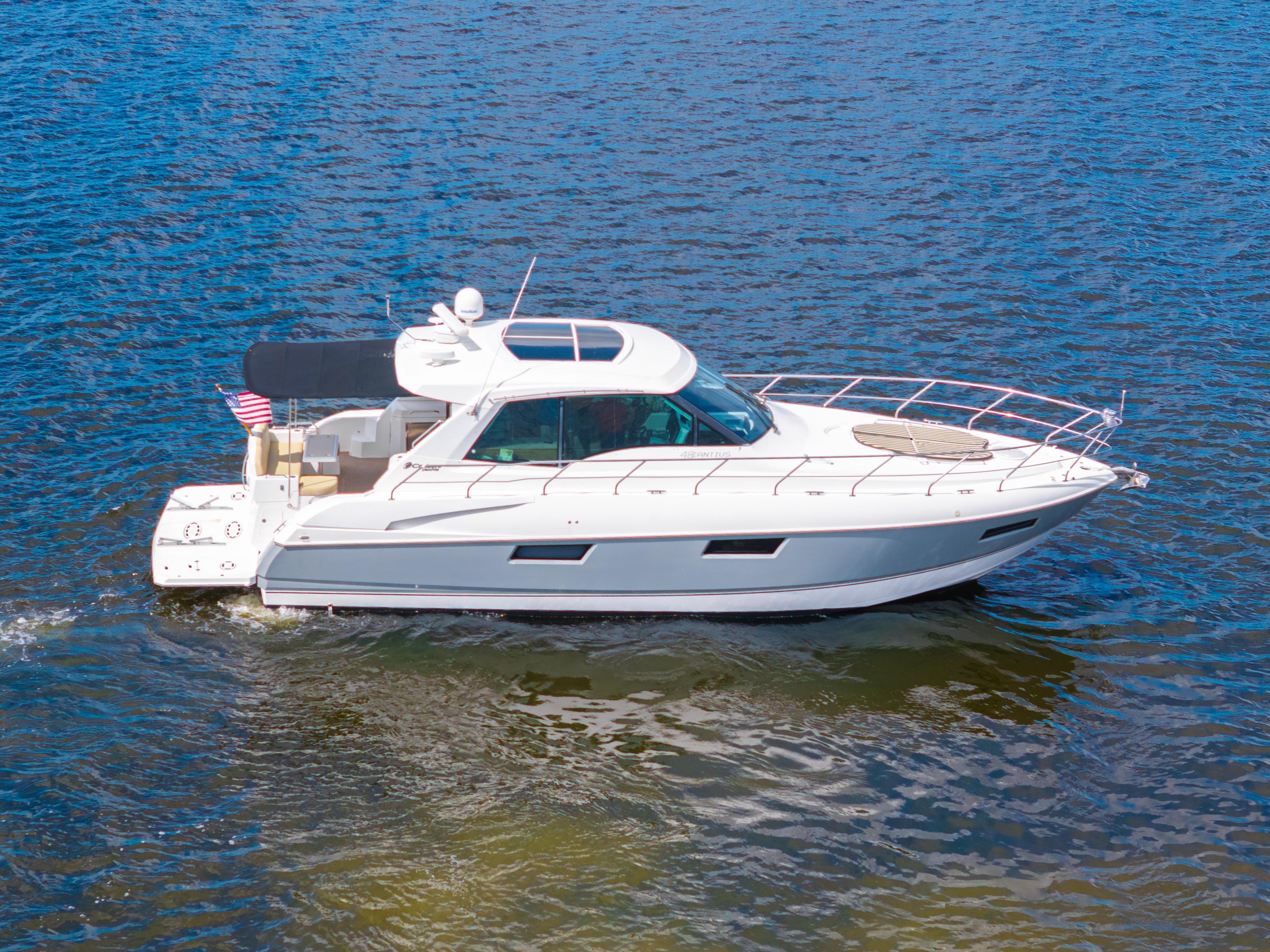 2013-cruisers-yachts-48-cantius-power-9850267-20250626164204888-1