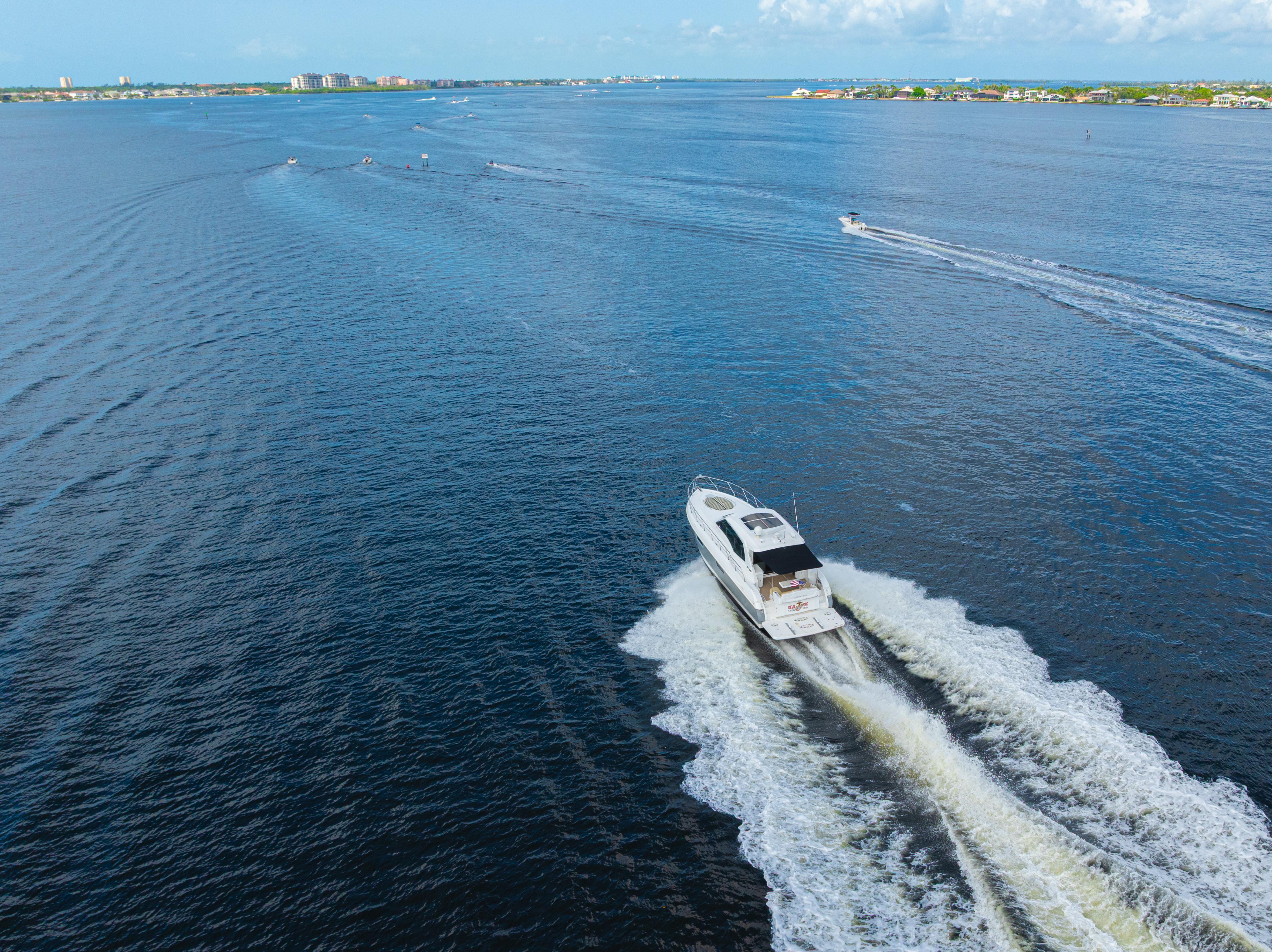 2013-cruisers-yachts-48-cantius-power-9850267-20250626164234163-1