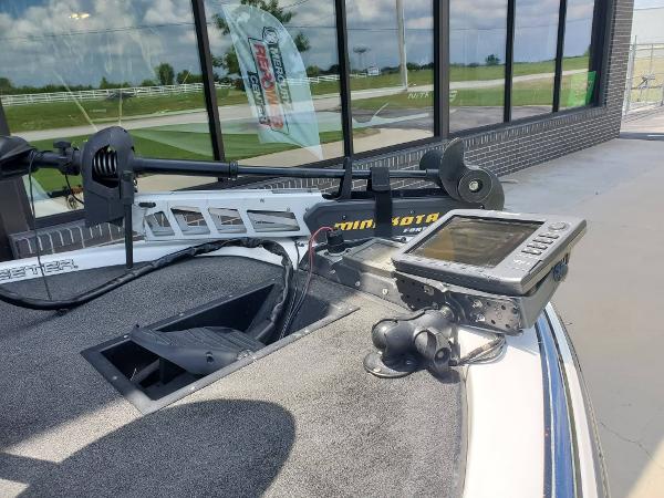 2006 Skeeter boat for sale, model of the boat is ZX 225 & Image # 3 of 9