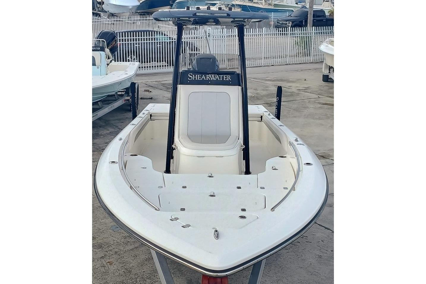 2023-shearwater-260-carolina-ss-power-9780276-20250612100904983-1_XLARGE