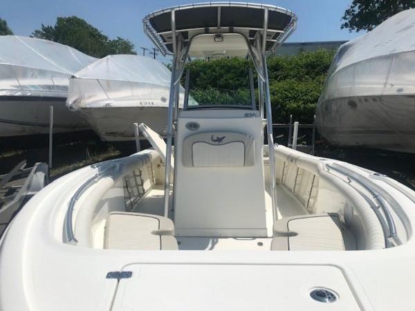 2015 Mako boat for sale, model of the boat is 214 CENTER CONSOLE & Image # 6 of 12
