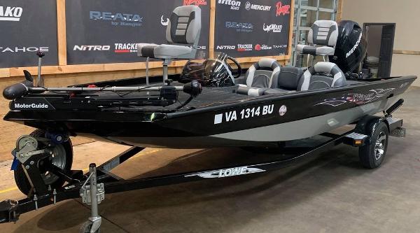 2011 Lowe boat for sale, model of the boat is 17 HP Stinger & Image # 16 of 17