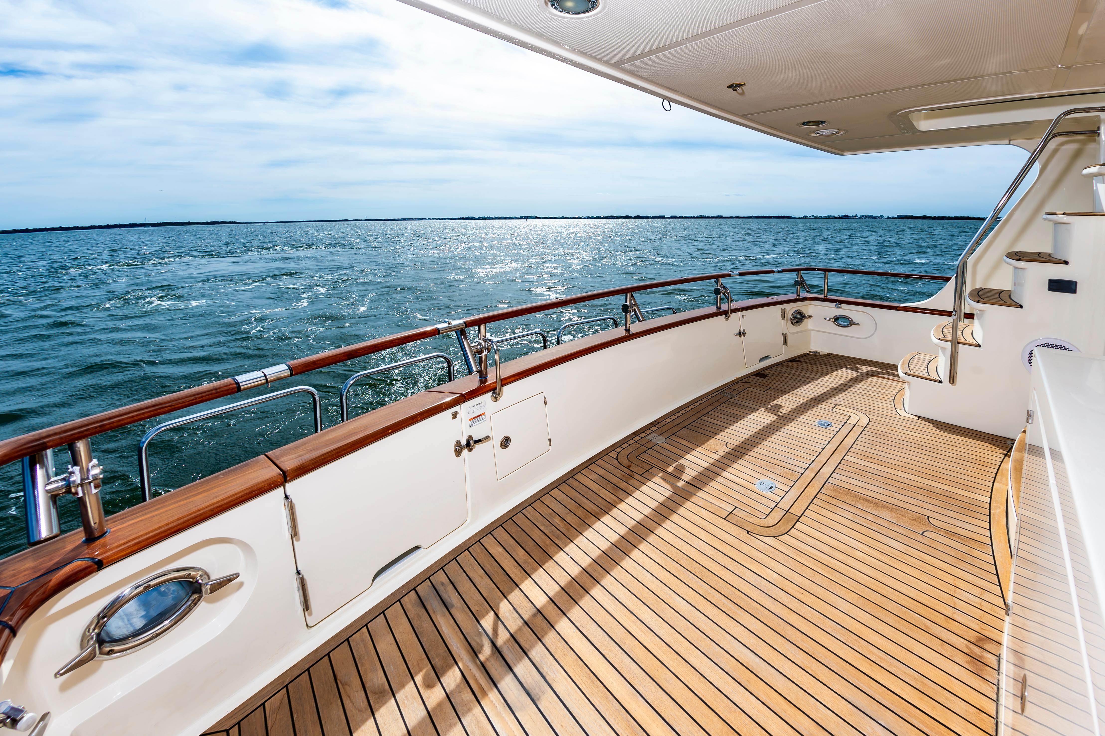 Southern Style Yacht Photos Pics 