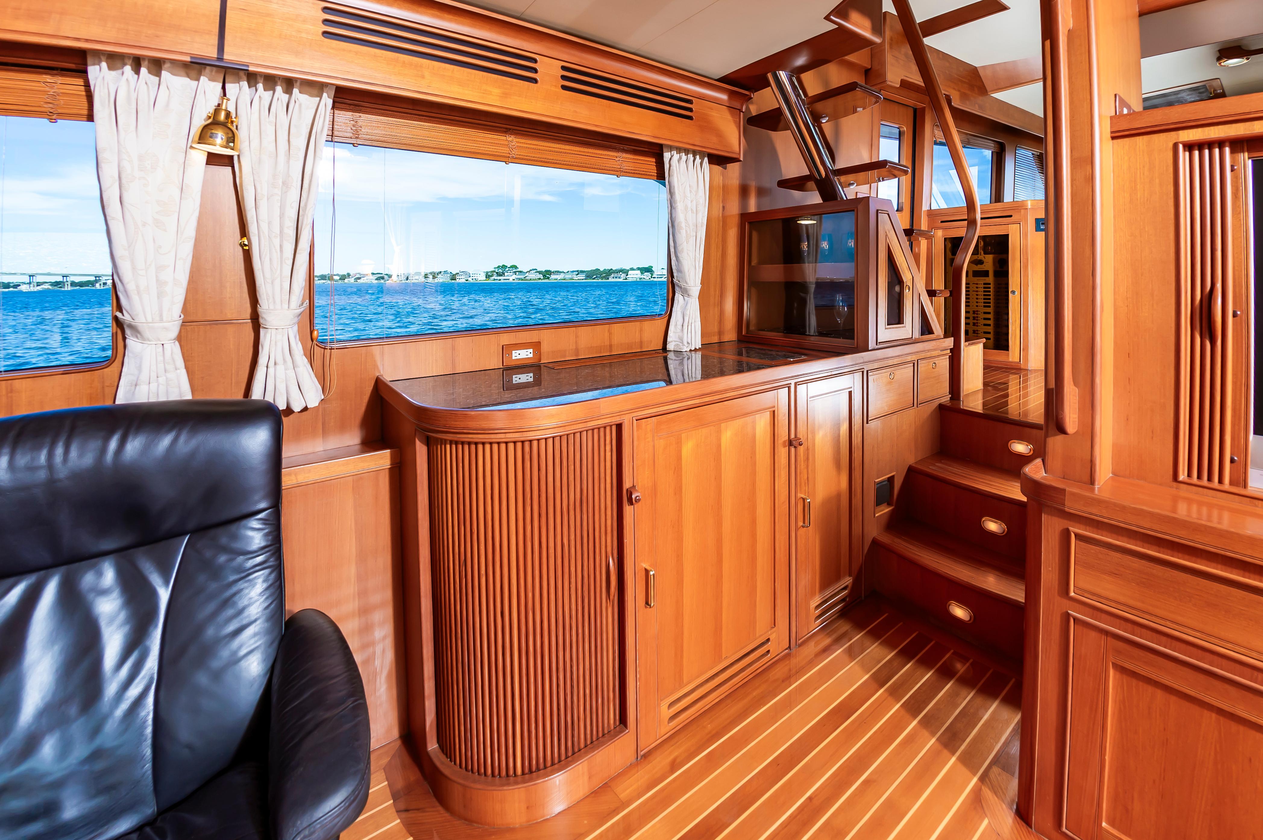 Southern Style Yacht Photos Pics 