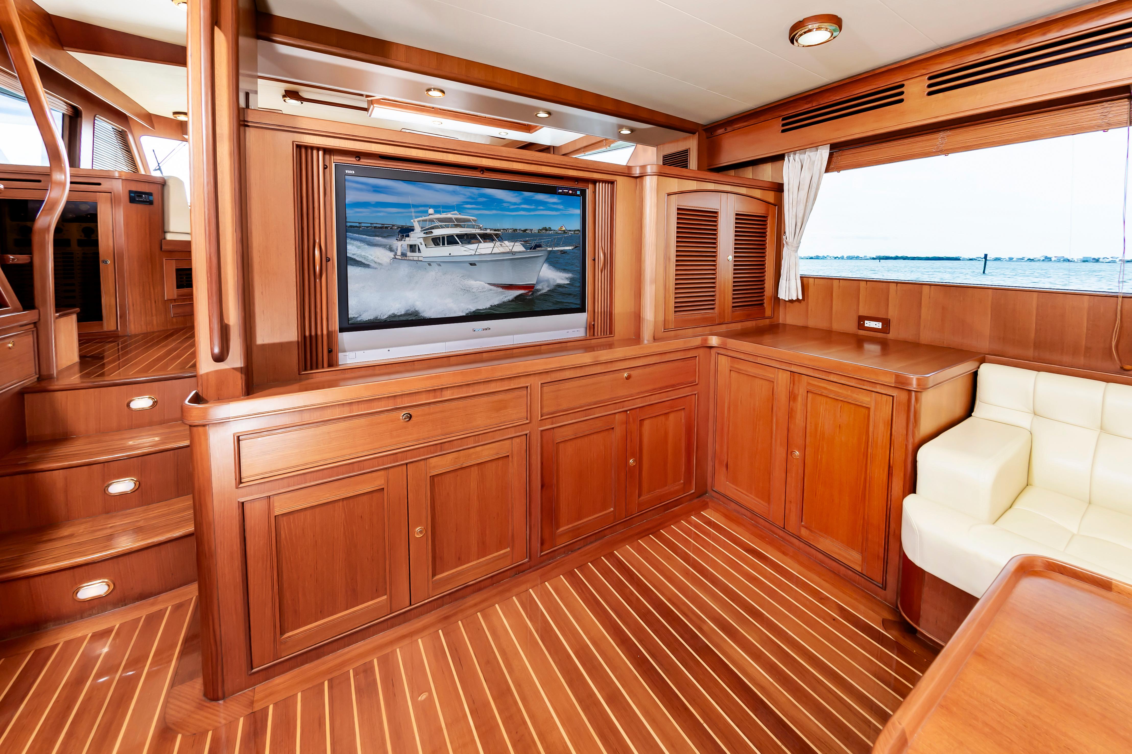 Southern Style Yacht Photos Pics 