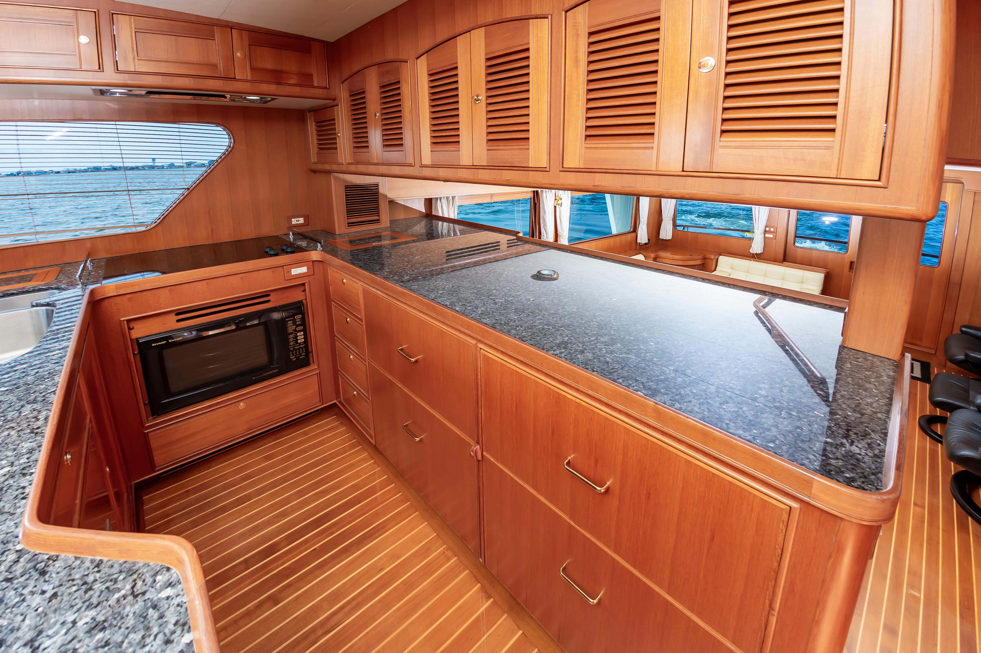 Southern Style Yacht Photos Pics 