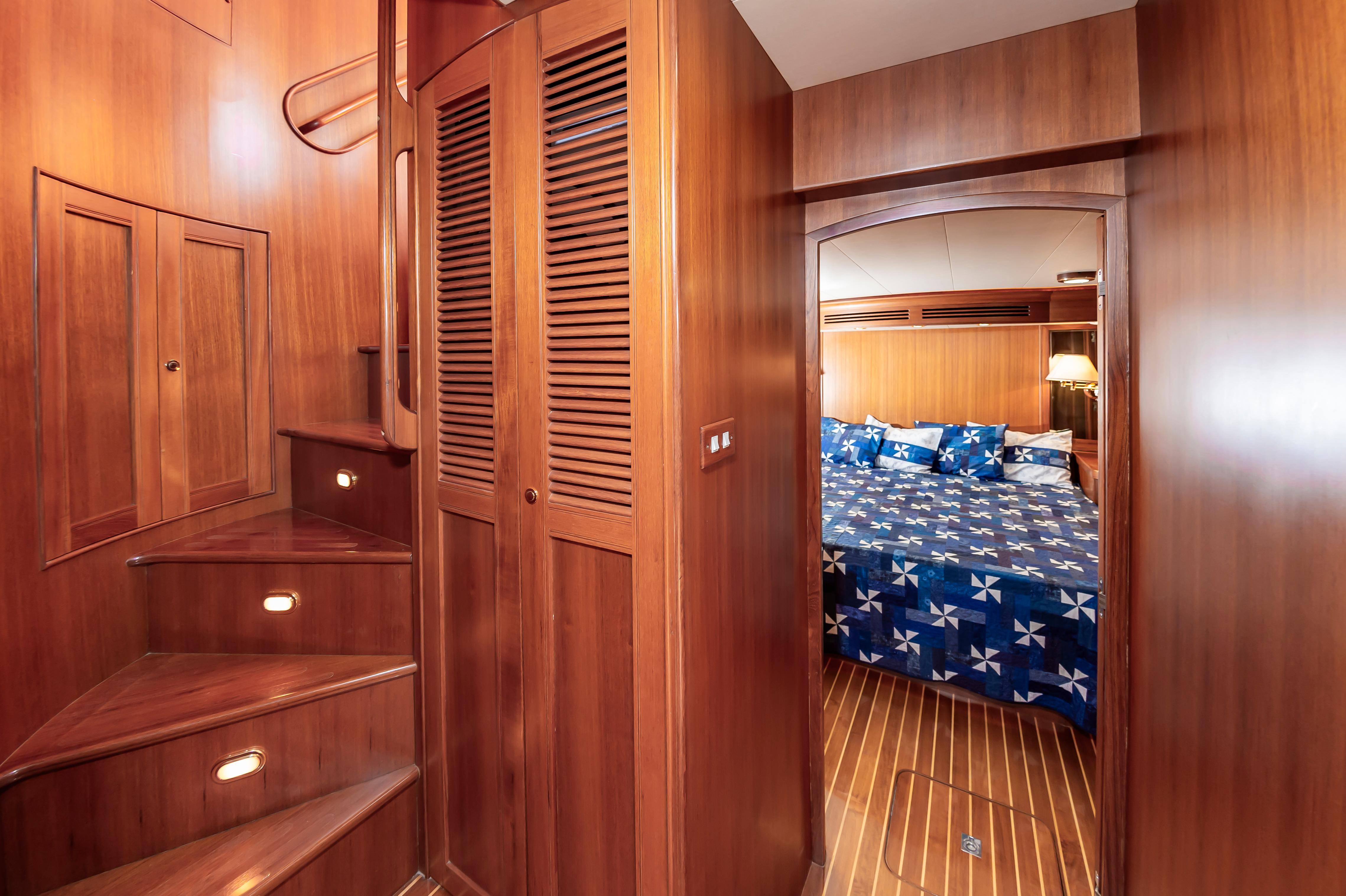 Southern Style Yacht Photos Pics 