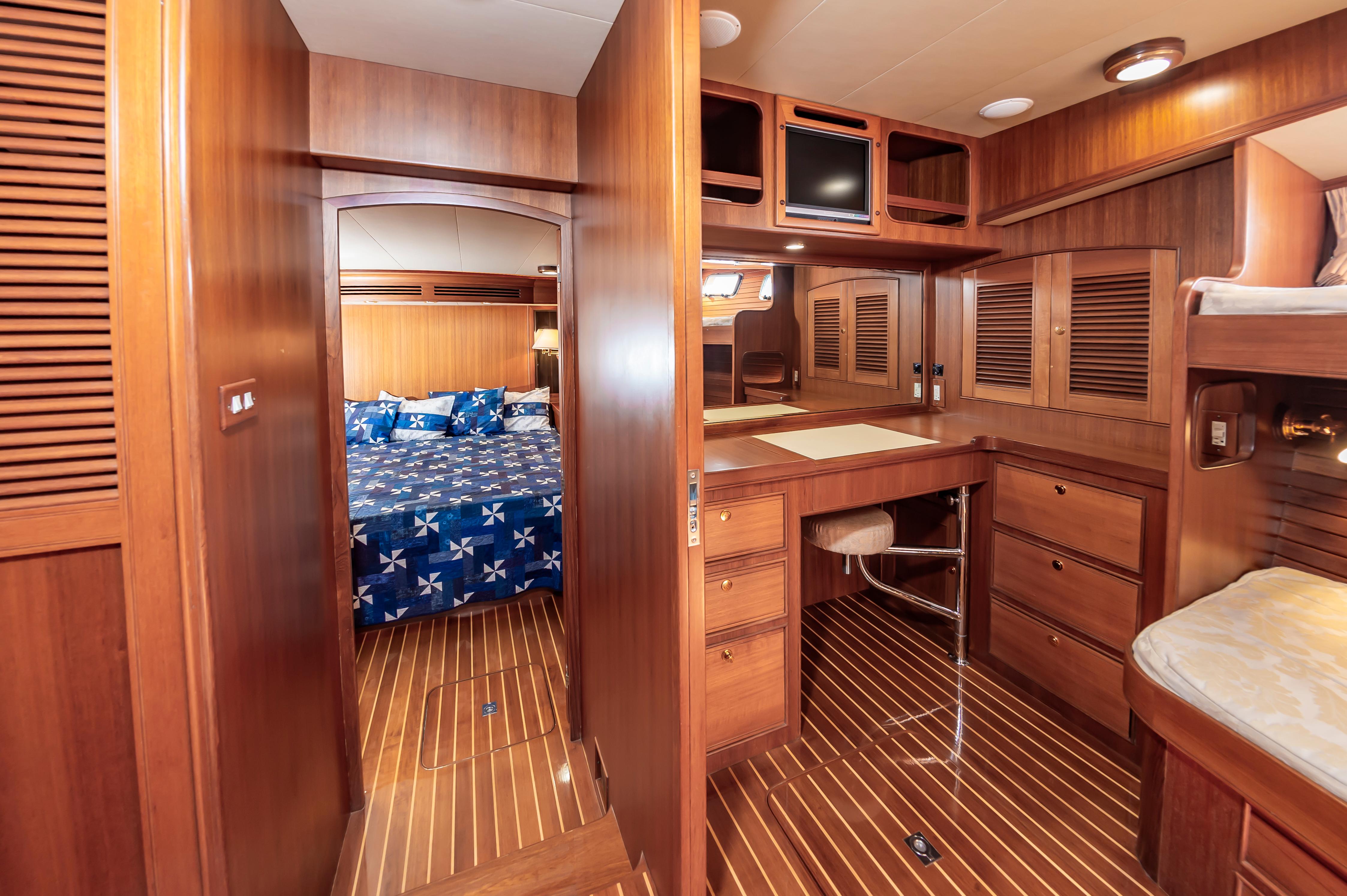 Southern Style Yacht Photos Pics 