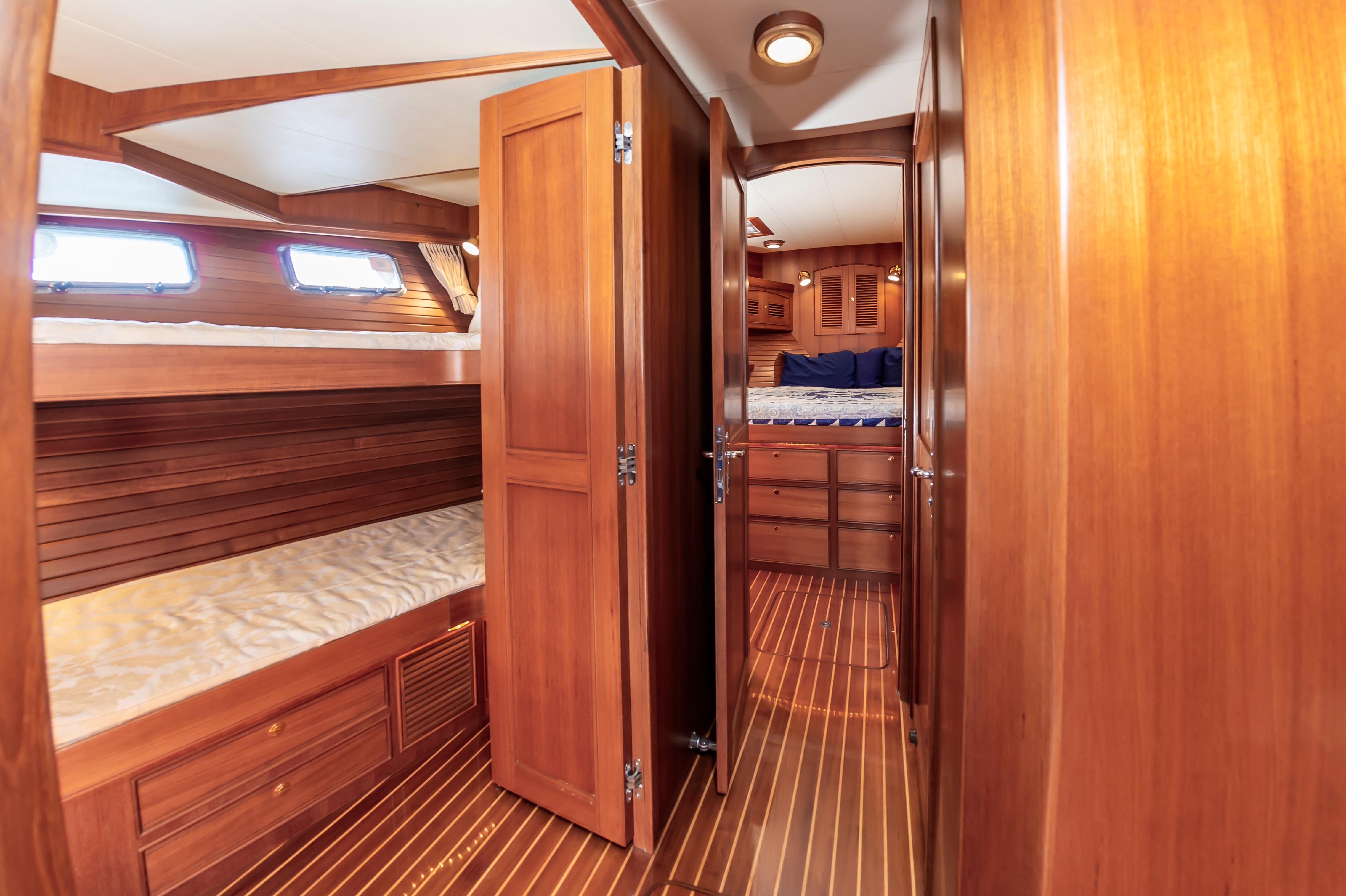 Southern Style Yacht Photos Pics 