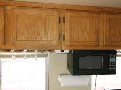 Cabinets & Microwave