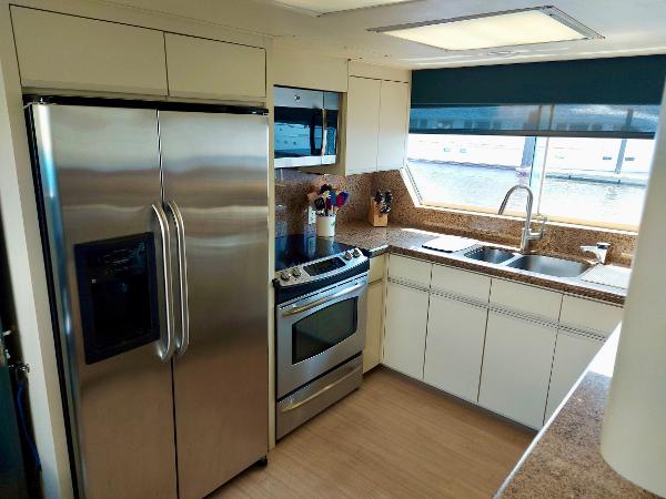 77' Hatteras, Listing Number 100892879, - Photo No. 24