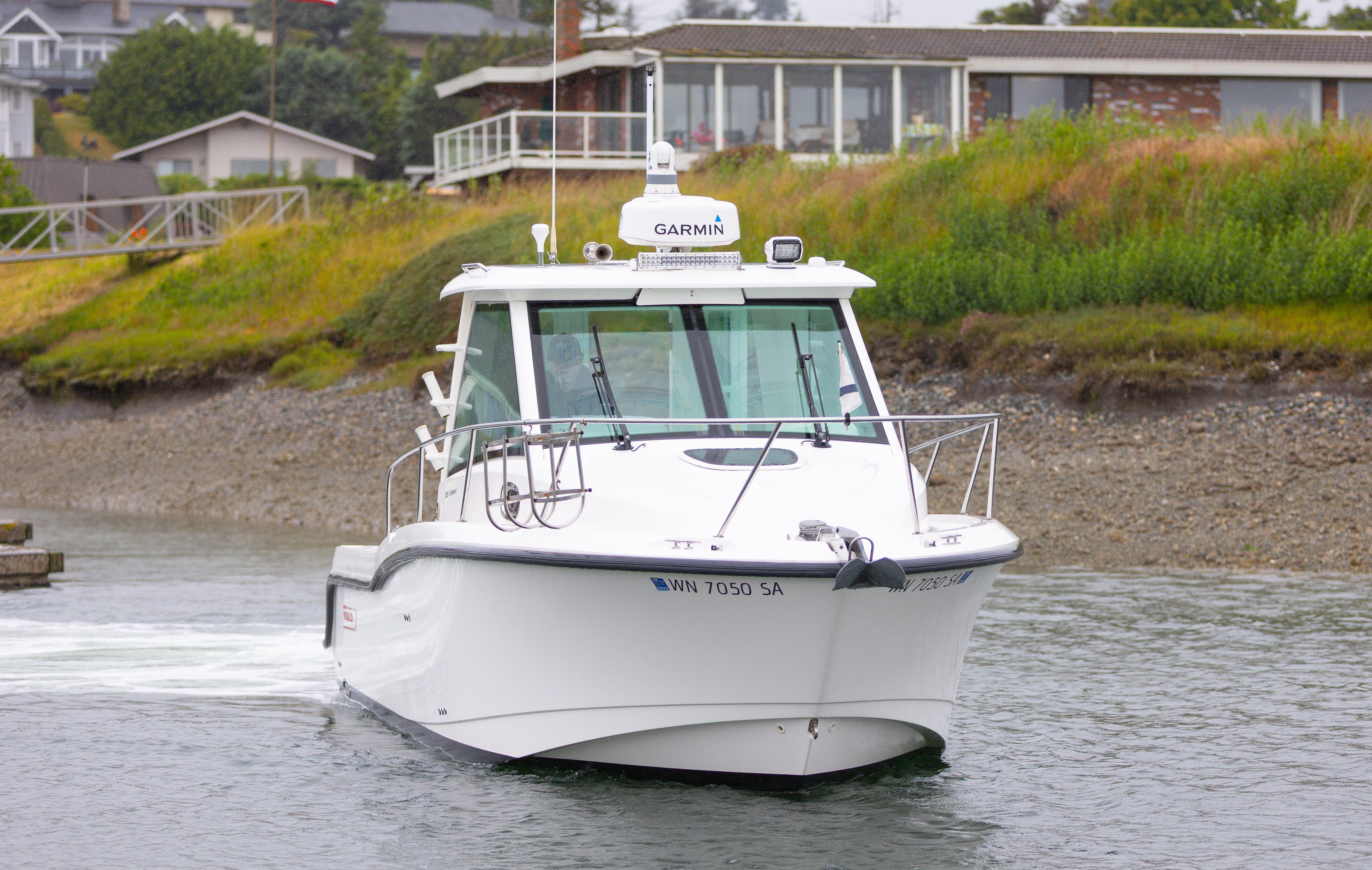 2013-boston-whaler-285-conquest-pilothouse-power-9830296-20250606152428301-1_XLARGE