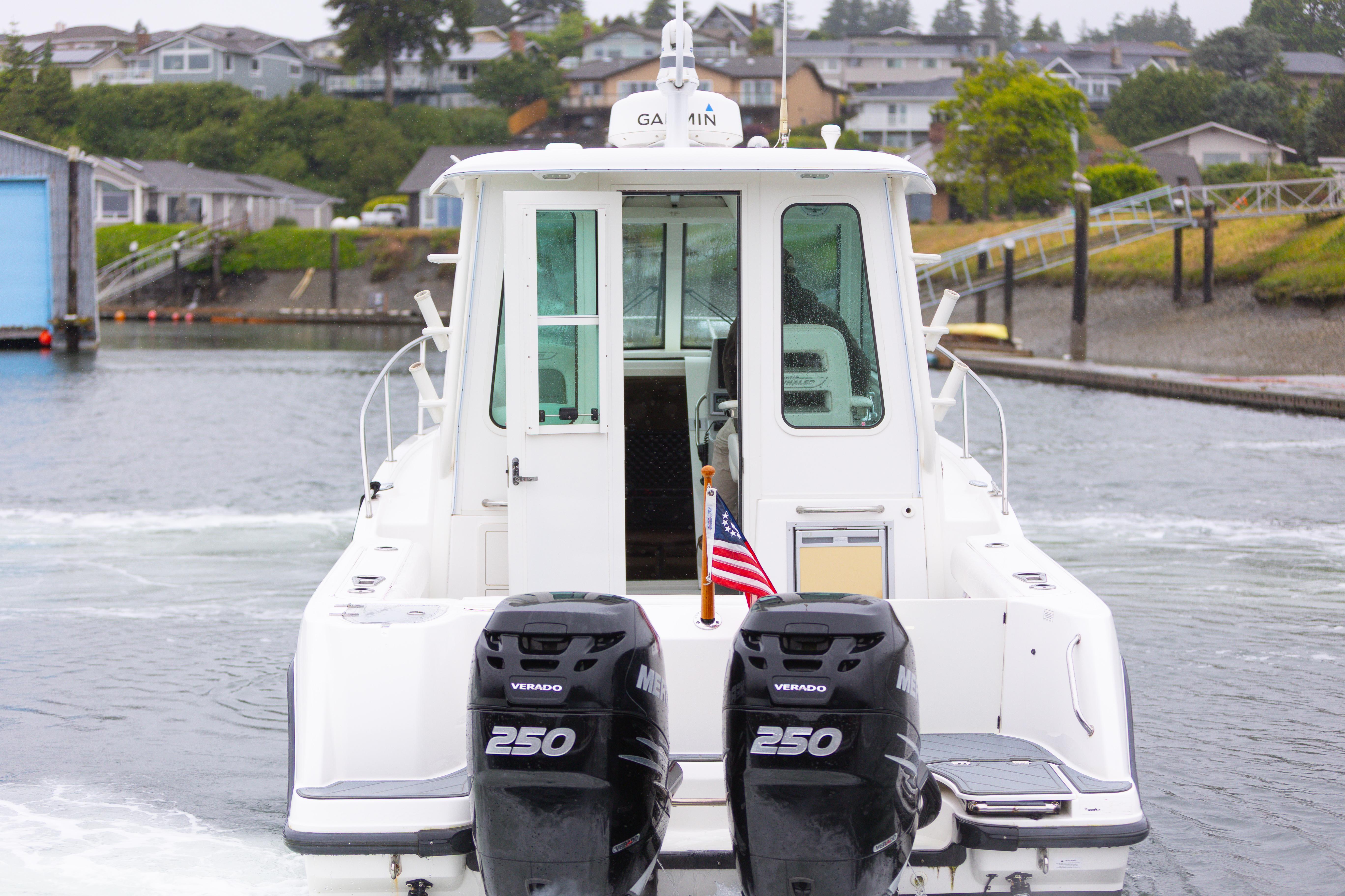 2013-boston-whaler-285-conquest-pilothouse-power-9830296-20250606152442894-1_XLARGE