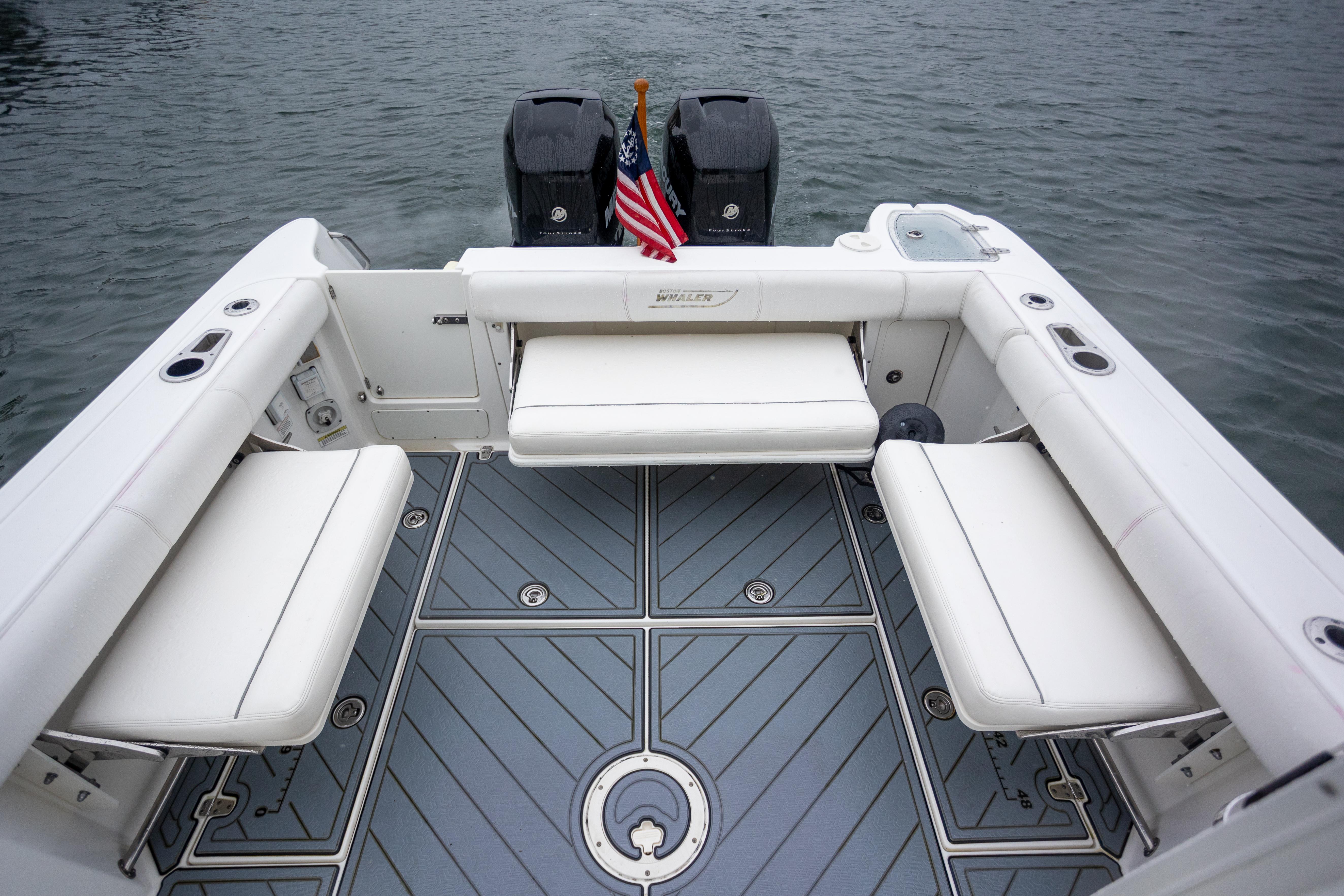 2013-boston-whaler-285-conquest-pilothouse-power-9830296-20250606152502086-1_XLARGE