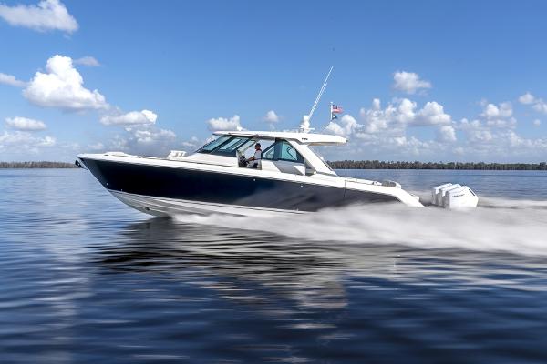 2023 Tiara Yachts 48 LS