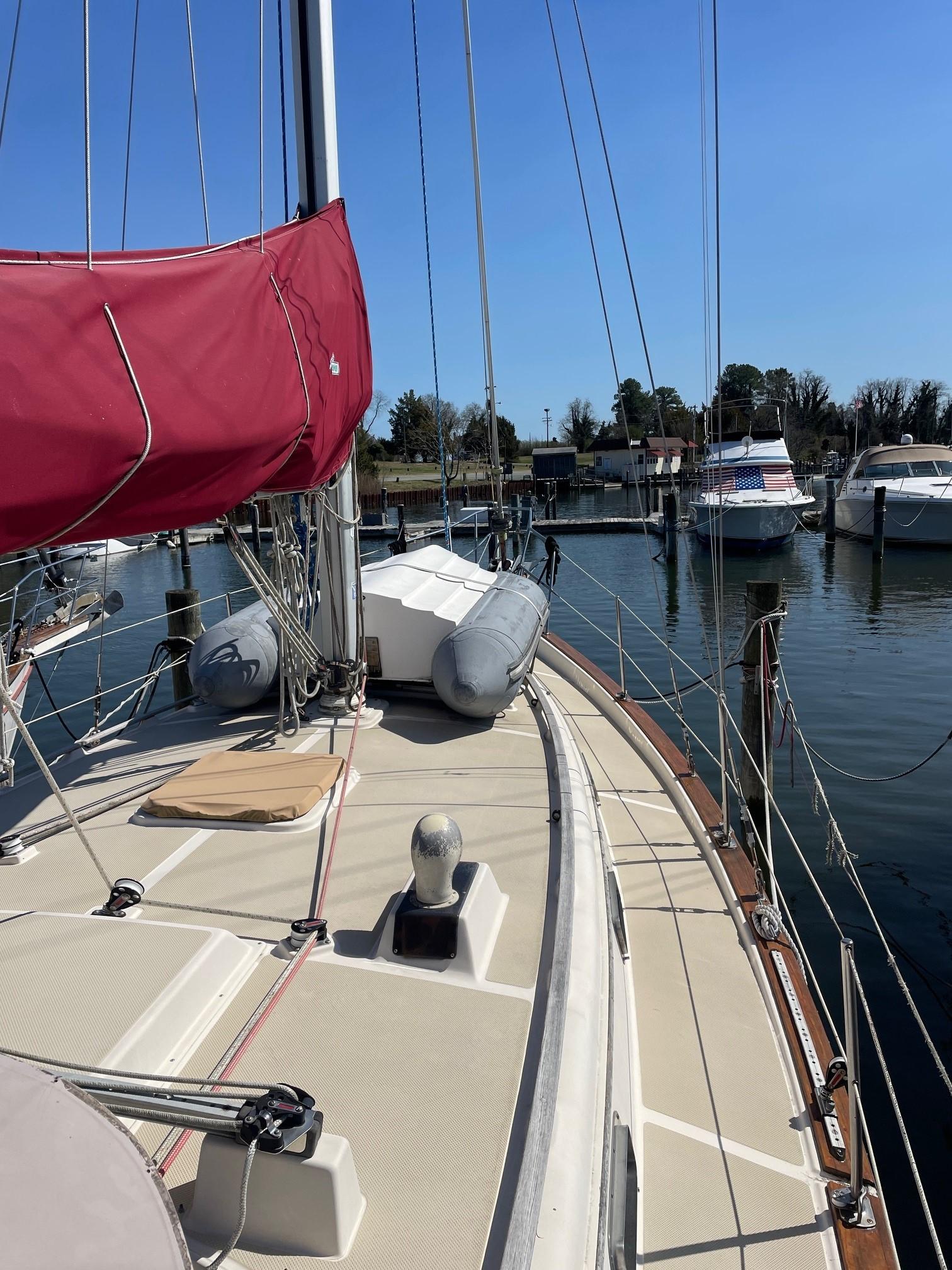 Newport RI Yacht Brokerage