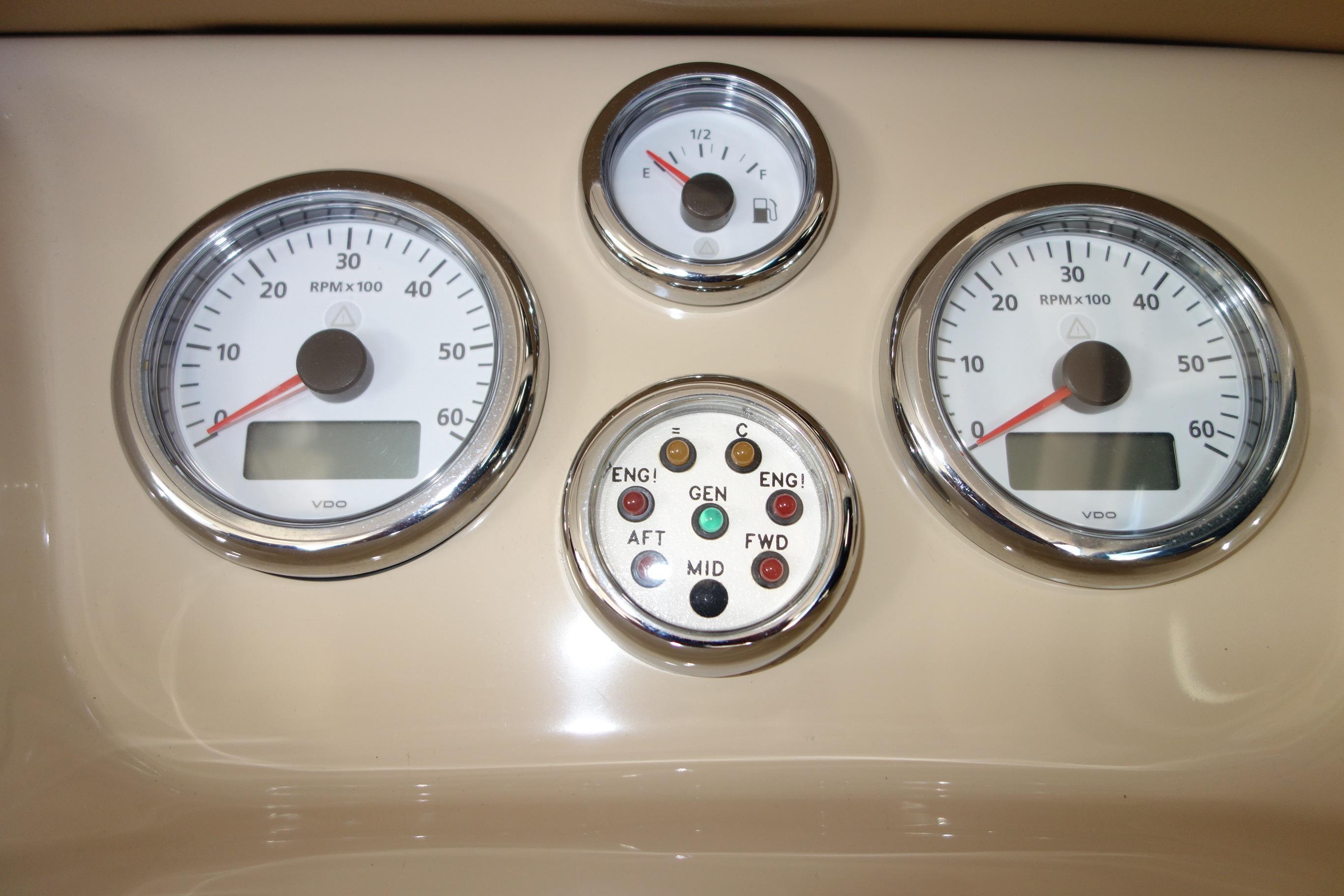 ENGINE GAUGES