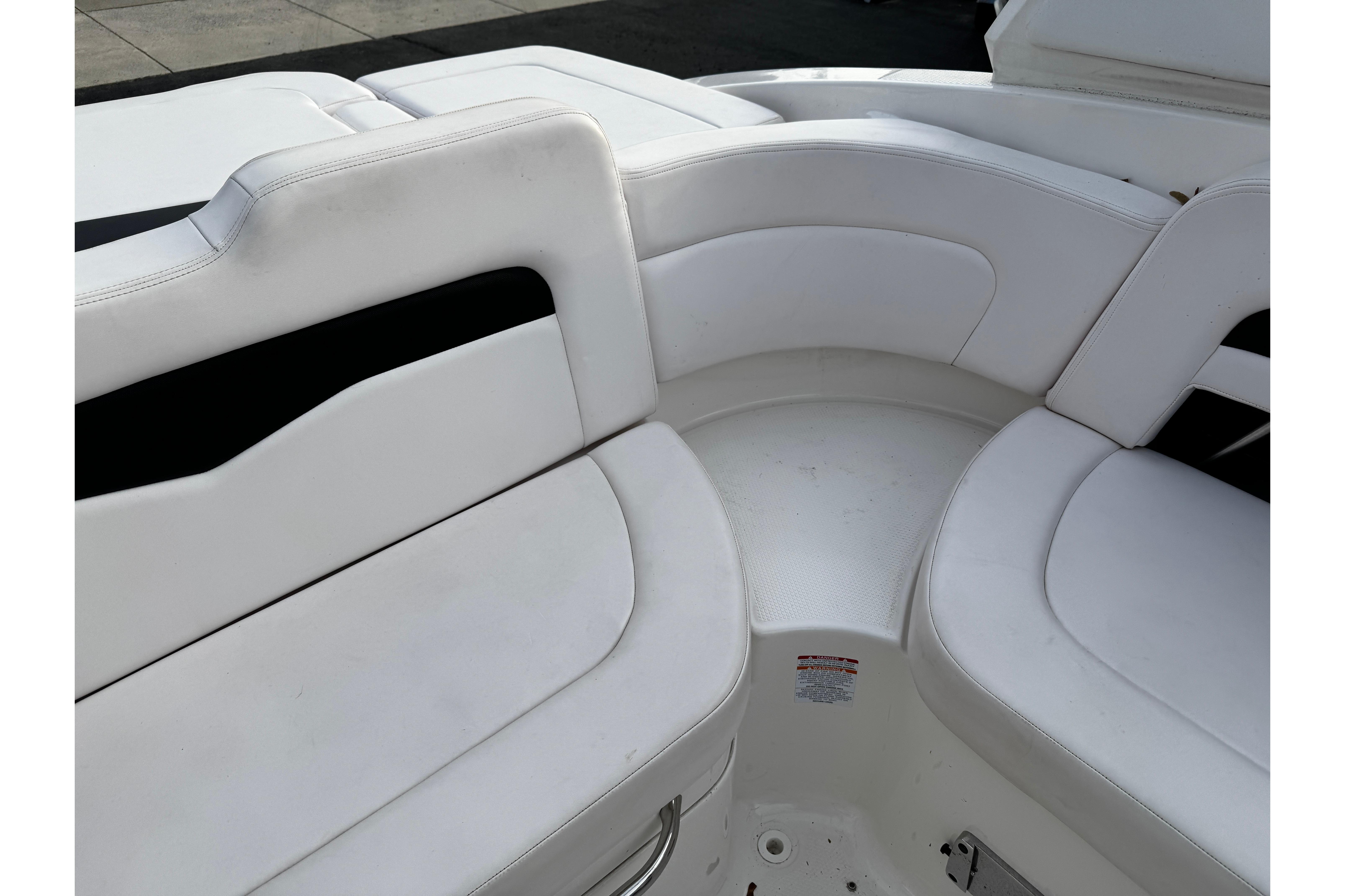 2019-chaparral-246-ssi-power-10010298-20251111130724920-3