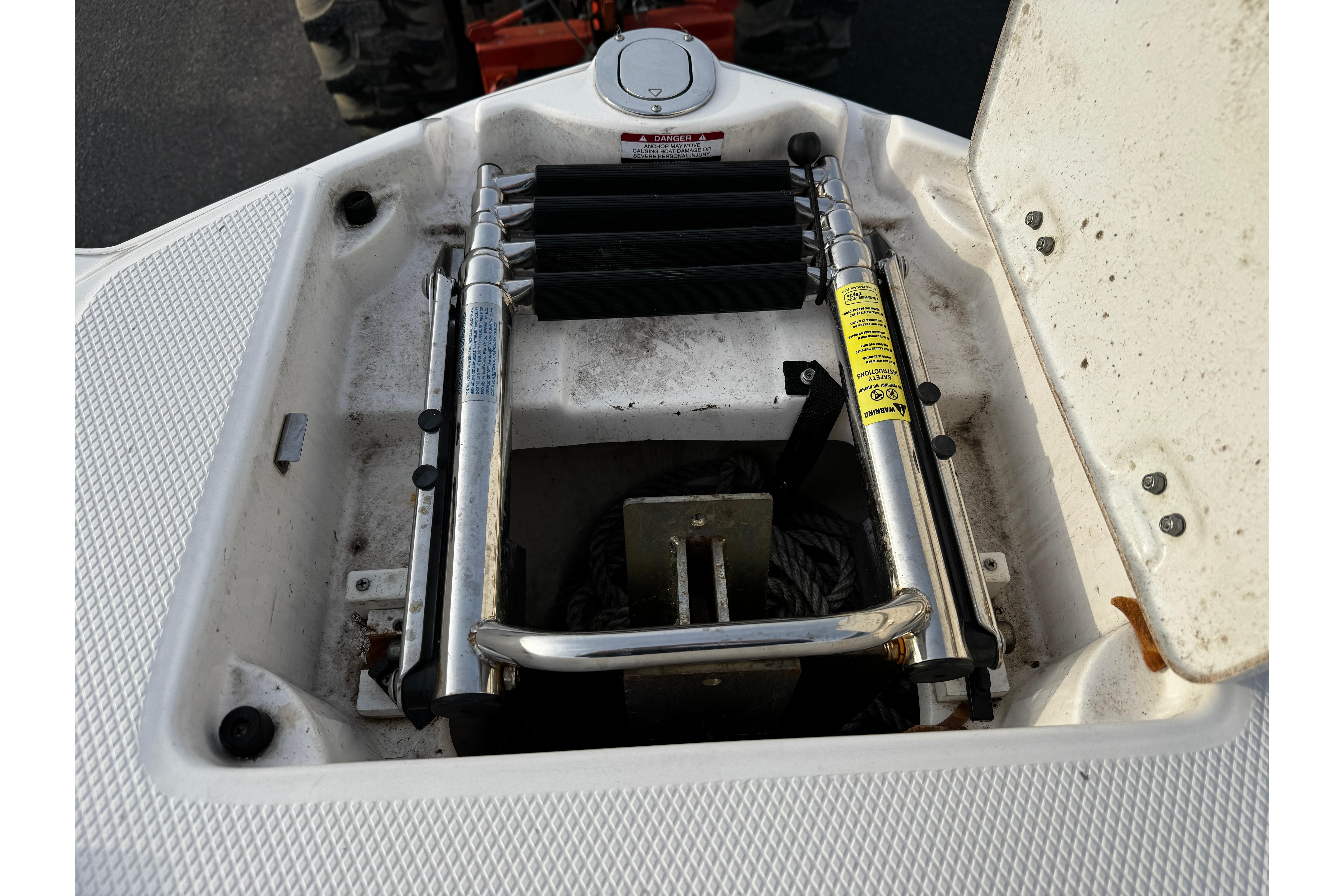 2019-chaparral-246-ssi-power-10010298-20251111130756476-1