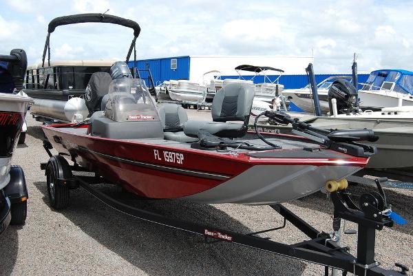 2020 Tracker Boats boat for sale, model of the boat is BASS TRACKER® Classic XL & Image # 1 of 10