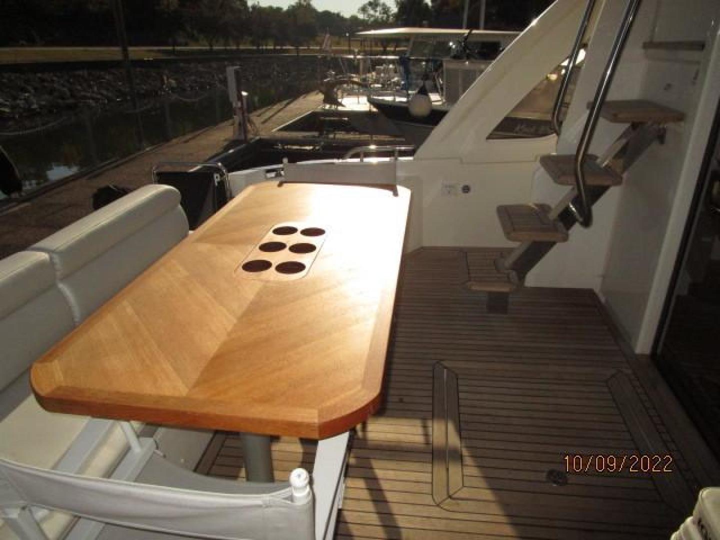 Off Leash Yacht for Sale 45 Greenline Yachts Carrabelle, FL Denison
