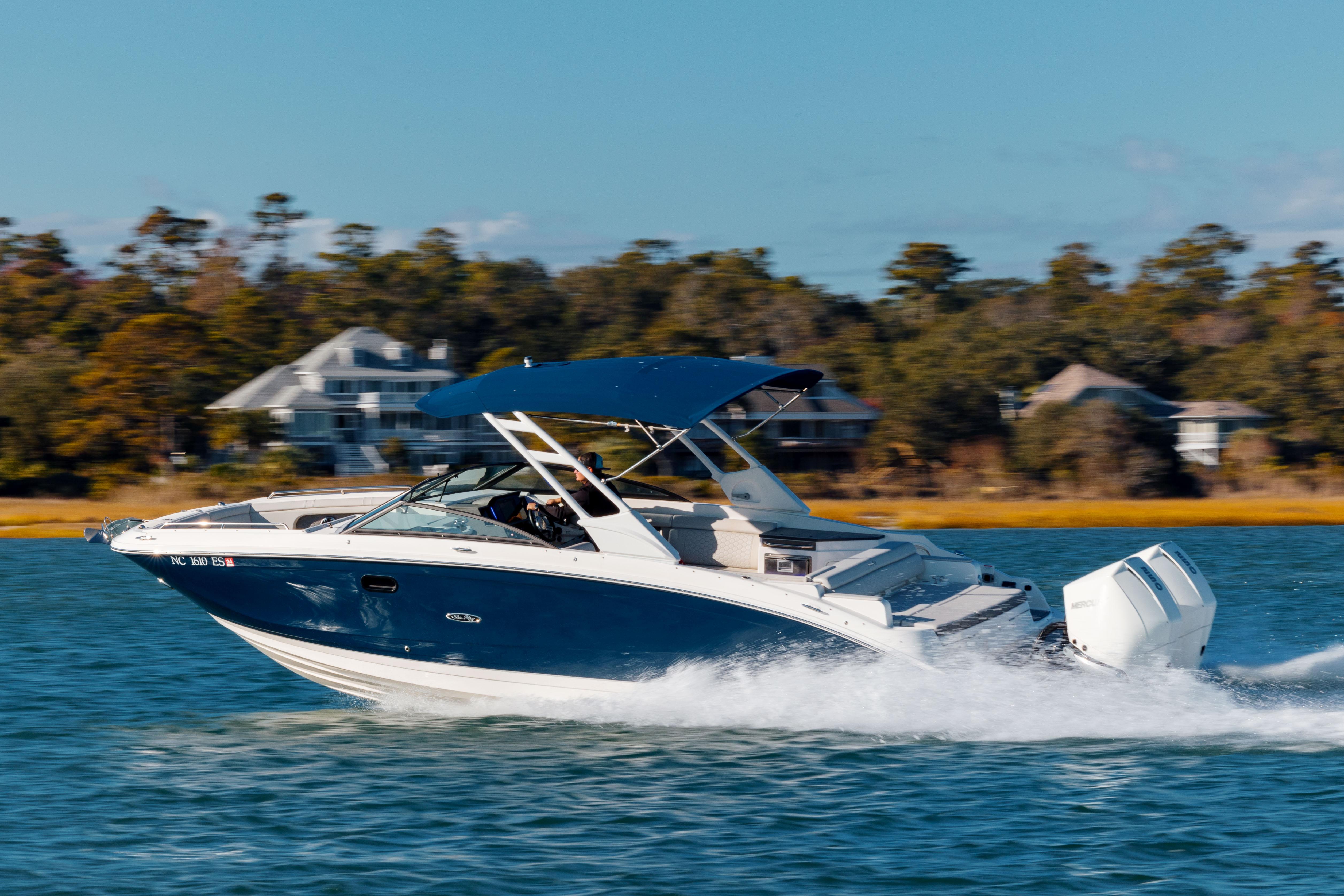 2021 Sea Ray SDX 290 Outboard