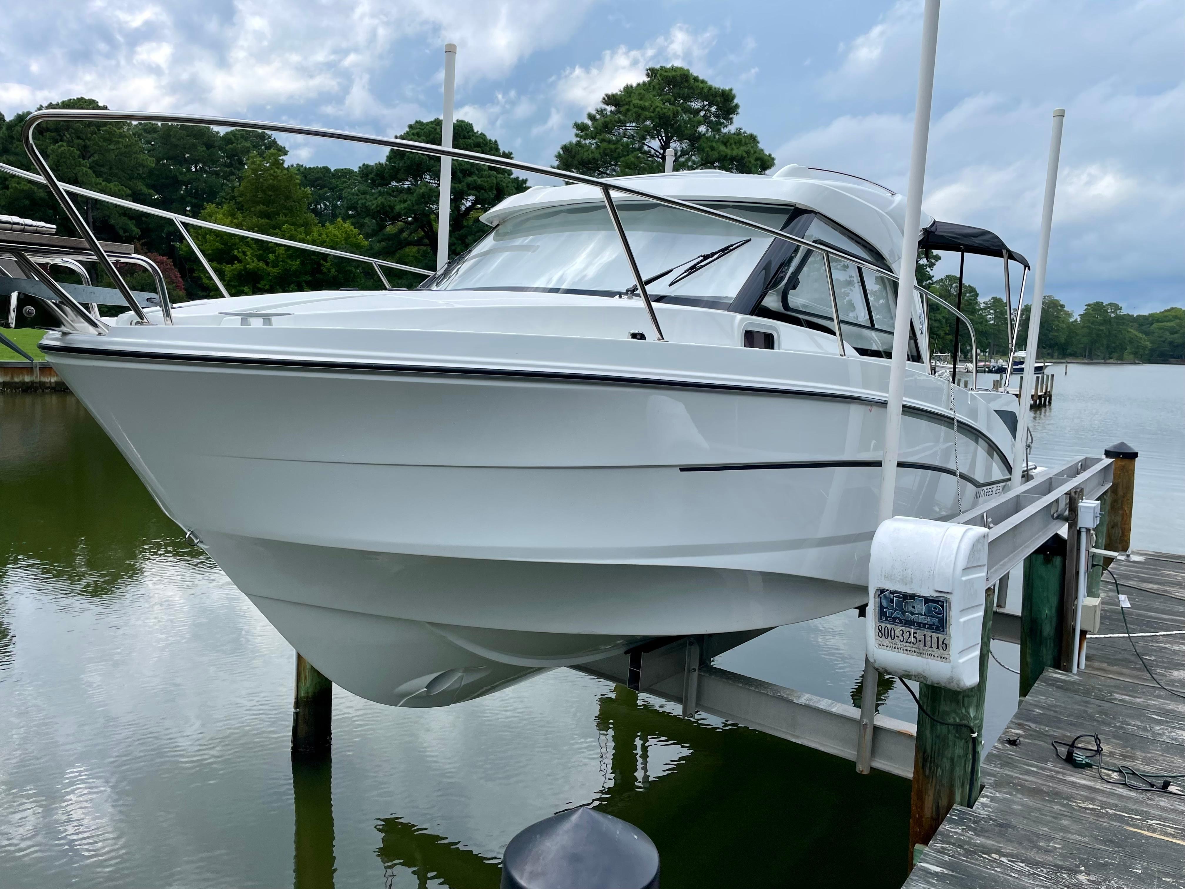 2020 Beneteau Antares 23
