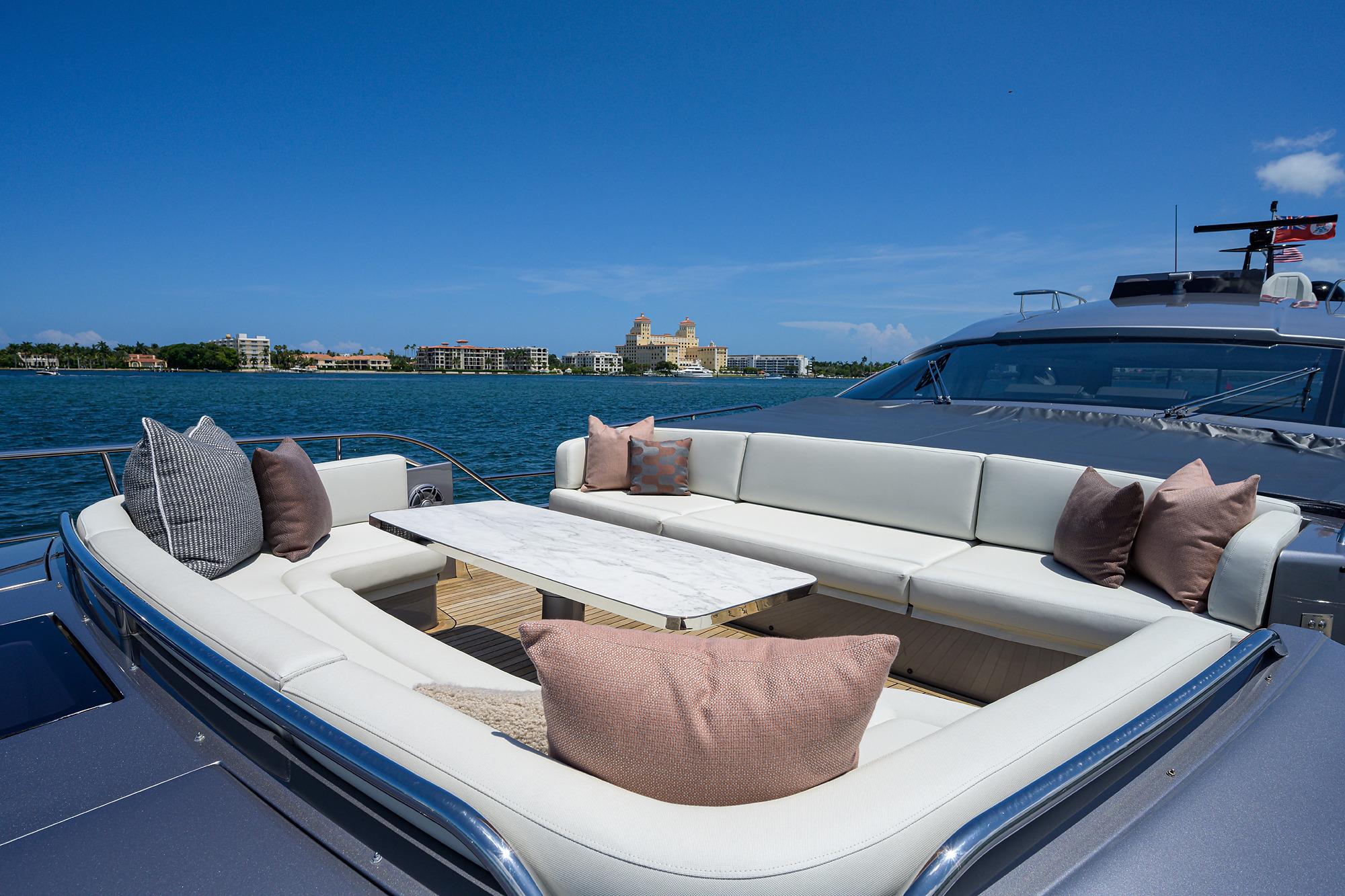 Boat image 10