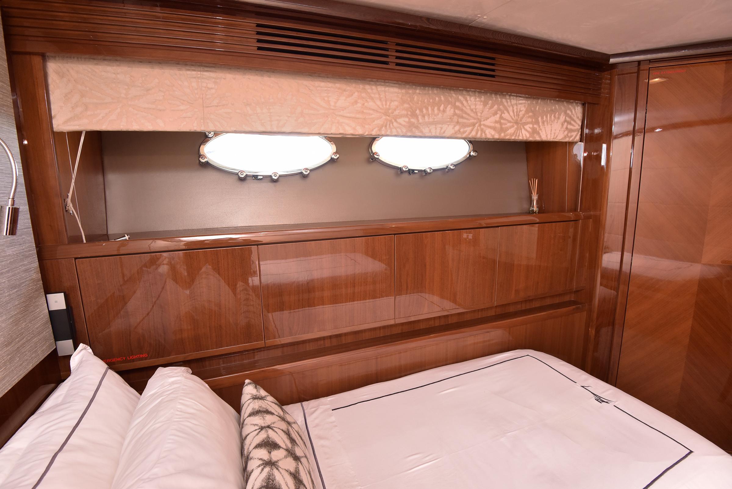 Princess-Flybridge 98Y Motor Yacht 2014-Princess One FL-US-9772019 | Thumbnail