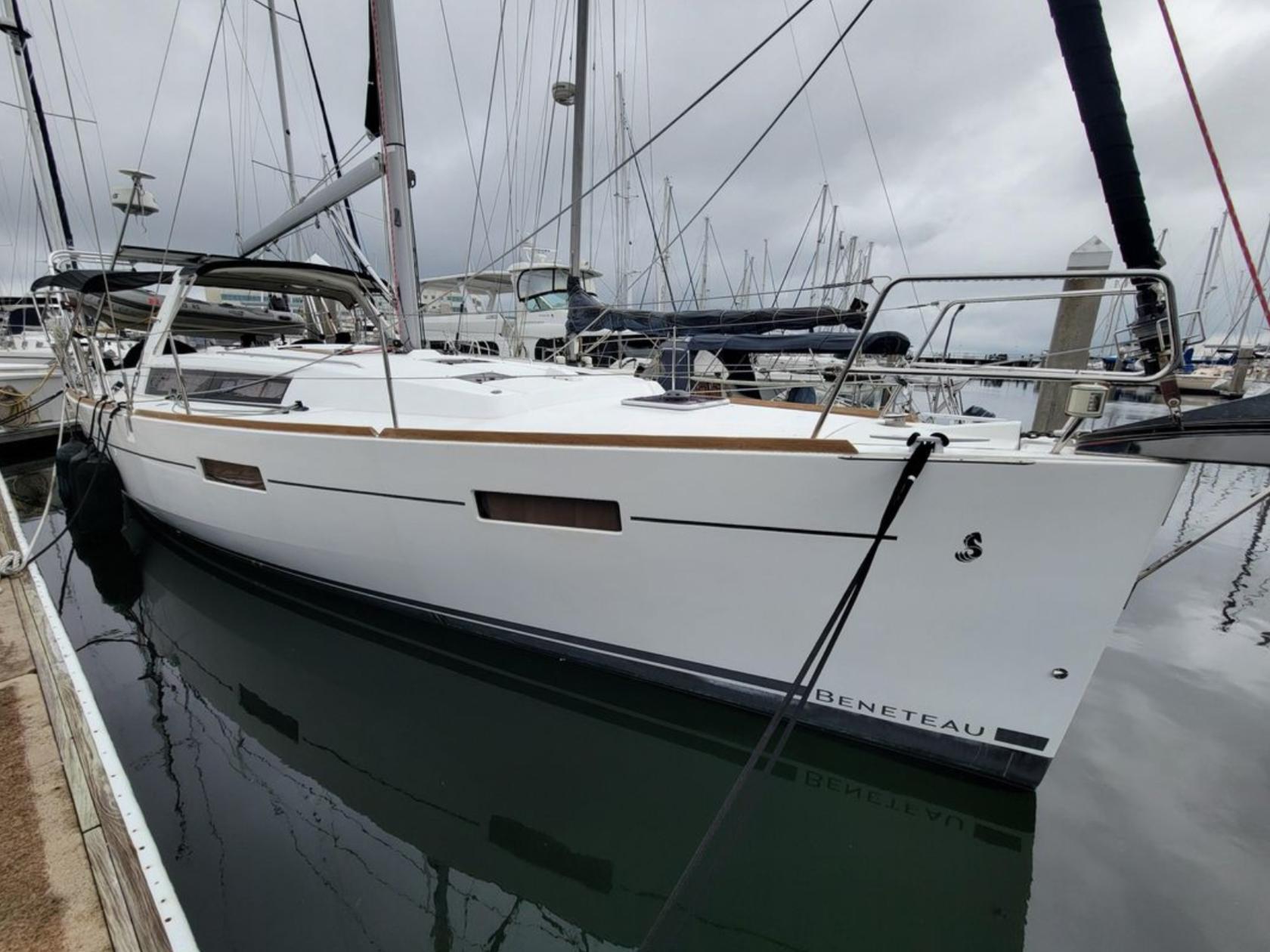 41' Beneteau 2014