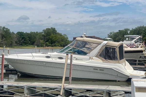 1994 Sea Ray boat for sale, model of the boat is 330 Sun Dancer & Image # 5 of 17