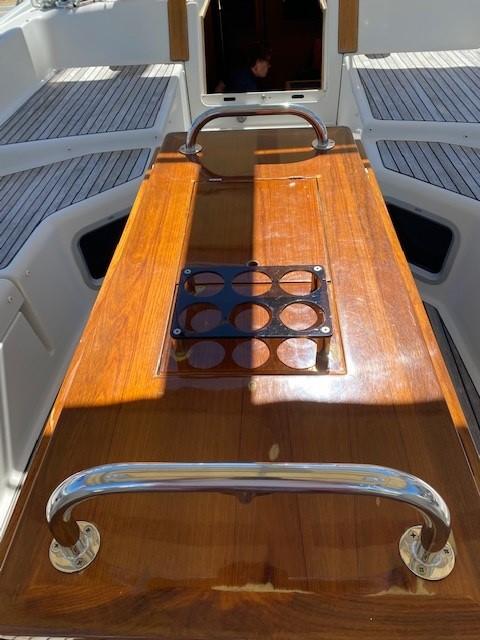 Cockpit Table